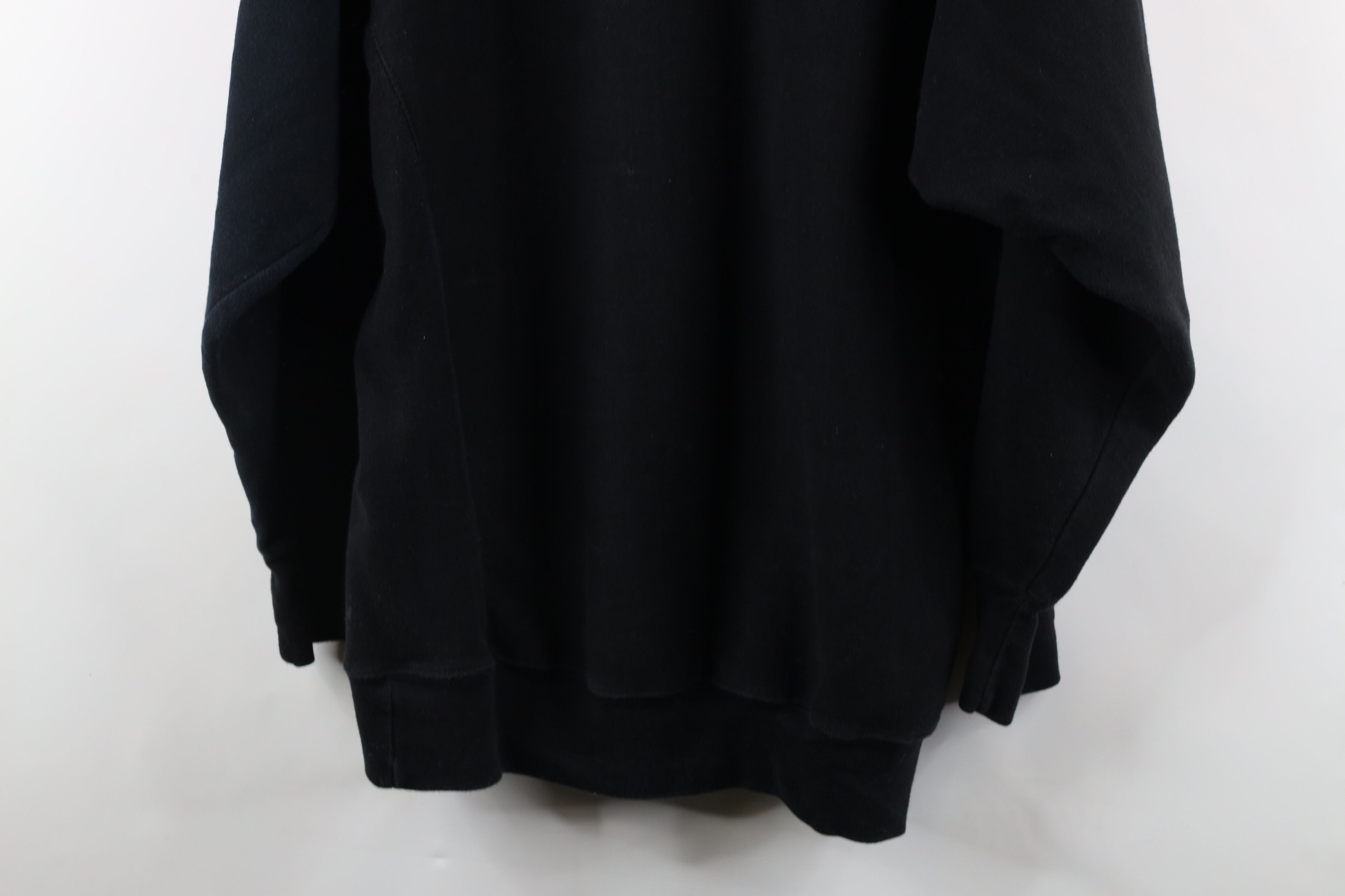 Vintage Vintage 90s Streetwear Out Canada Heavyweight Hoodie Black Size US XL / EU 56 / 4 - 13 Thumbnail