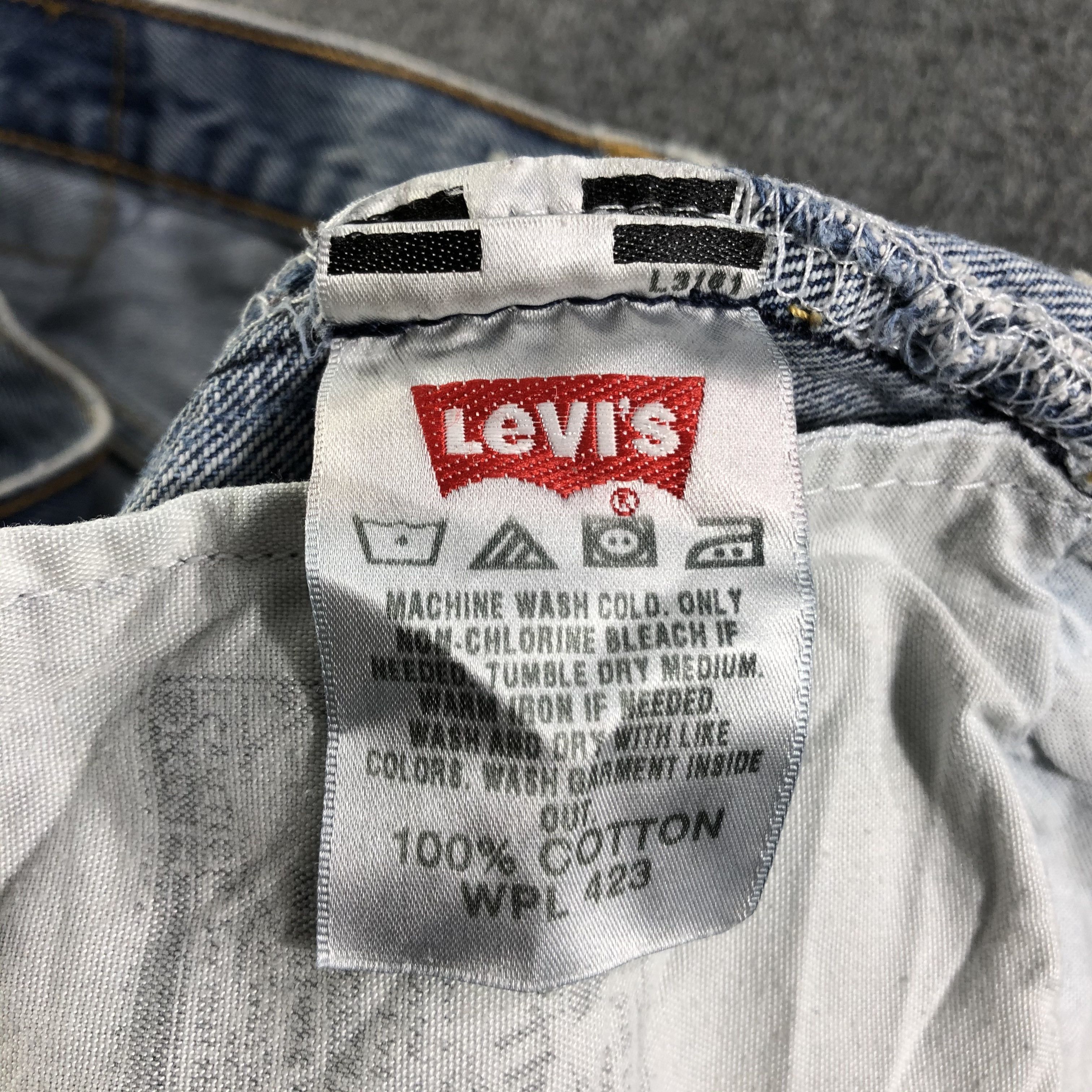 Levi's Vintage Blue Wash Levis 501 Jeans-J3070 Size US 35 - 11 Thumbnail