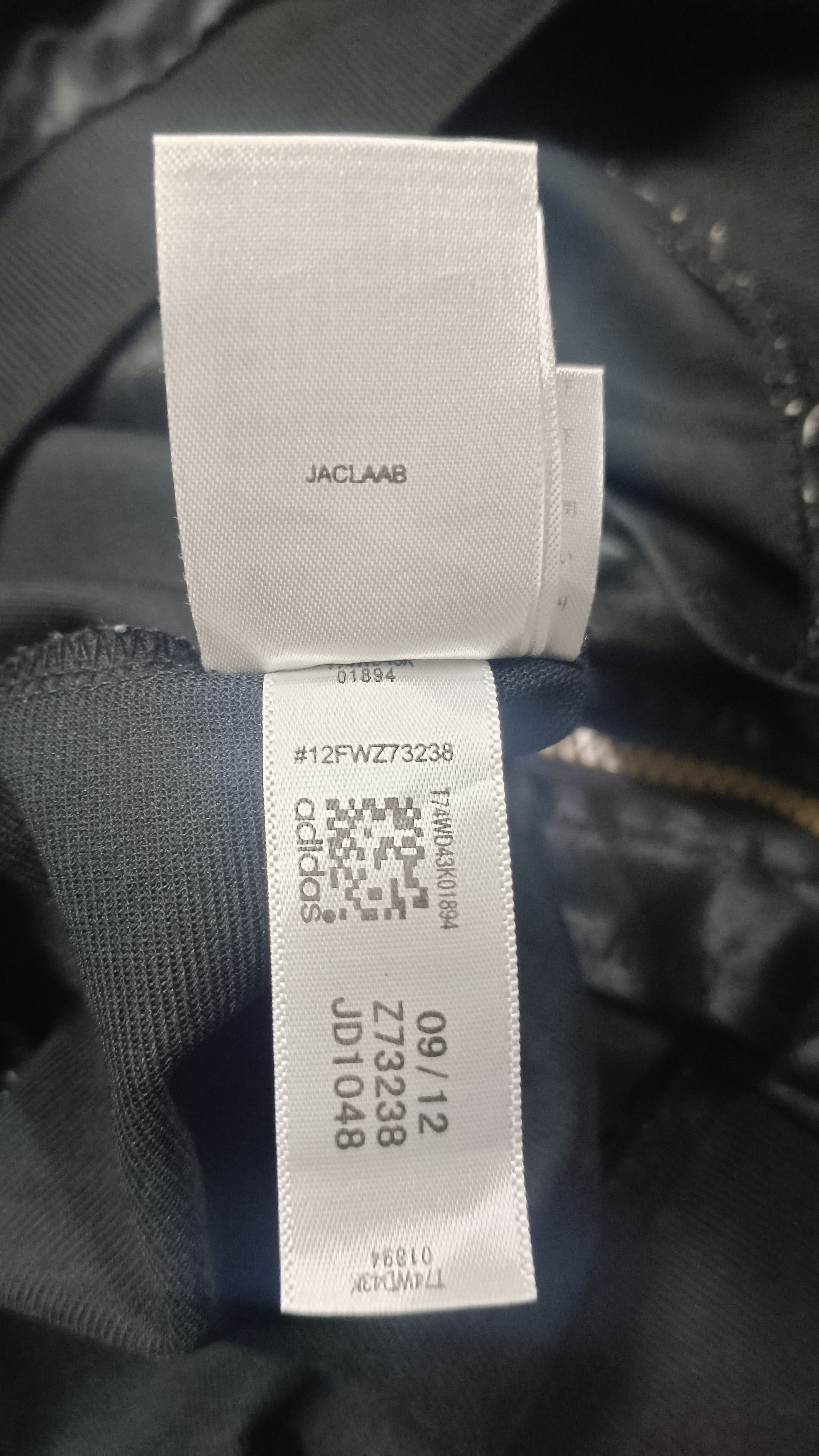 Adidas Vintage Adidas 24 Karats 2 in 1 Track Jacket Size US L / EU 52-54 / 3 - 17 Thumbnail