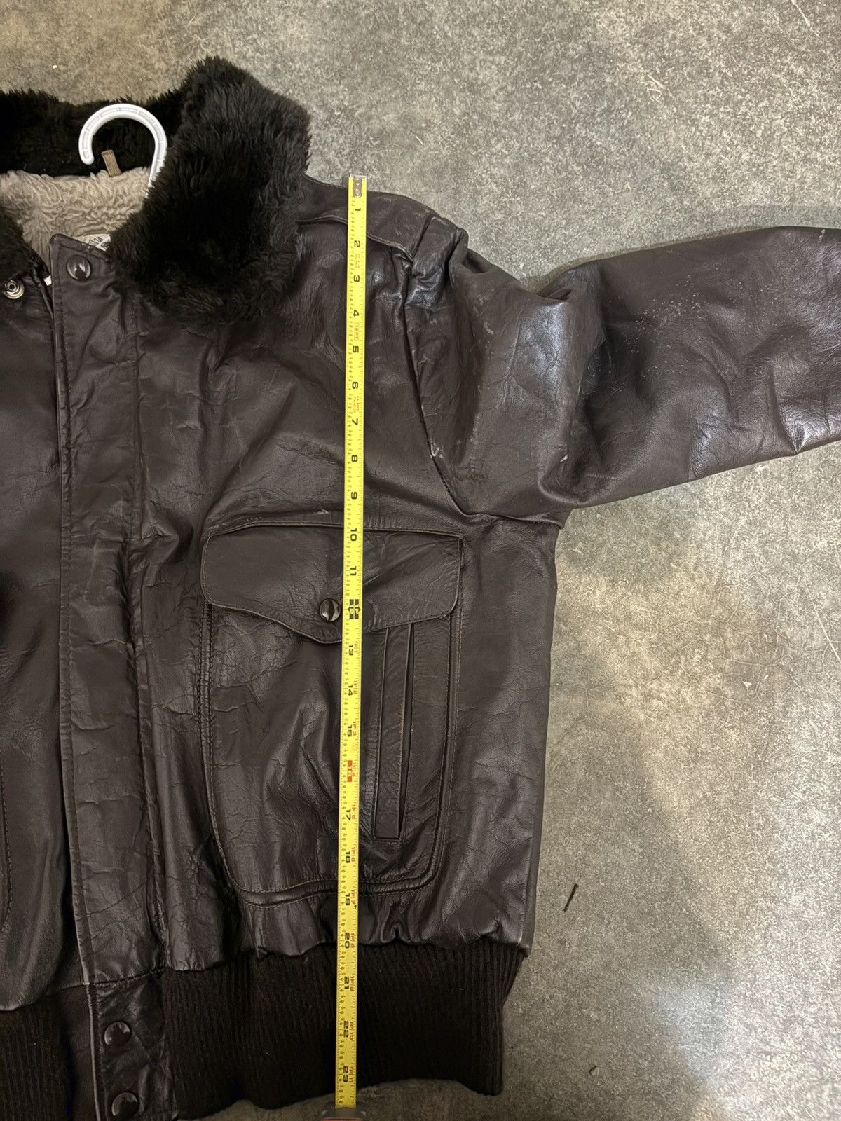 Excelled Leather Bomber Flight Jacket Faux Fur Collar USA Mint Size US M / EU 48-50 / 2 - 4 Thumbnail