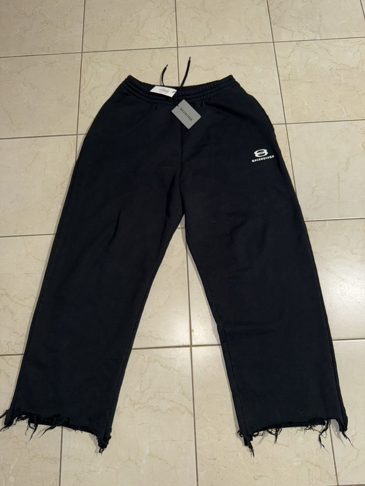 balenciaga black sweatpants baggy