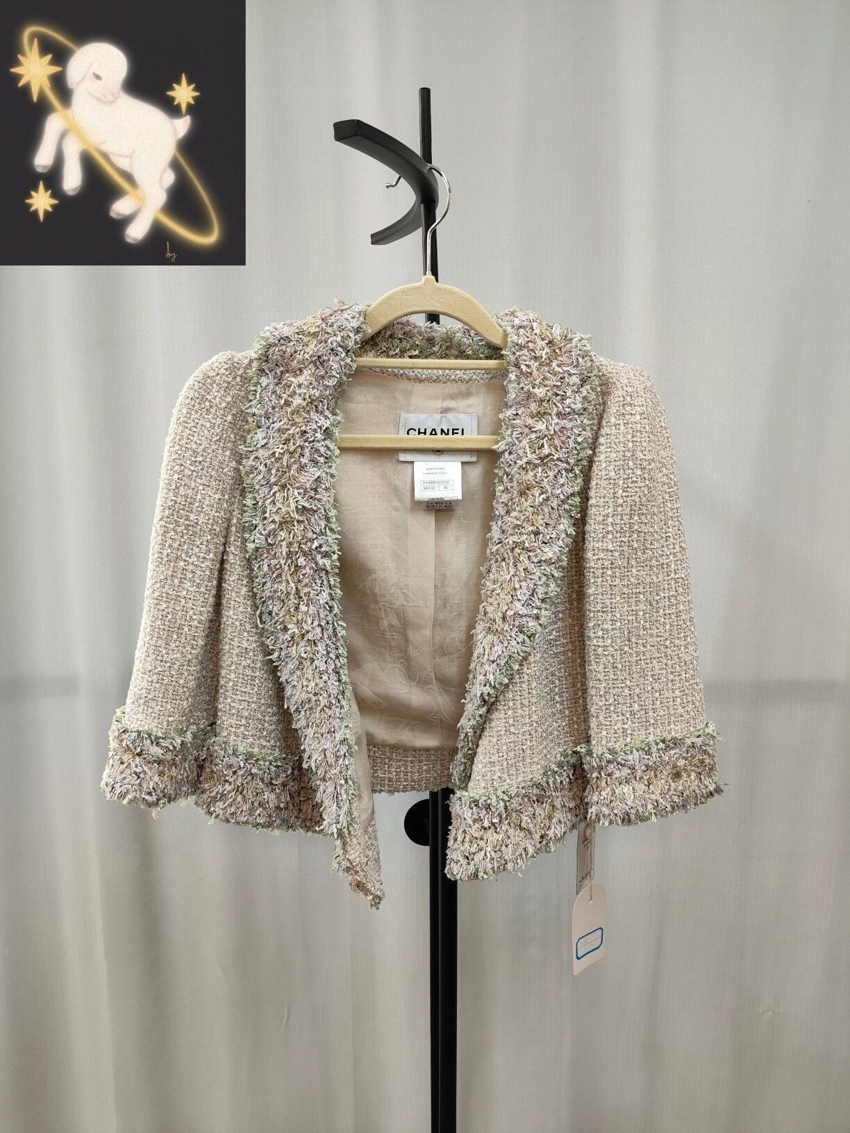 Chanel Chanel Beige Fringe Tweed Jacket Size XS / US 0-2 / IT 36-38 - 1 Thumbnail