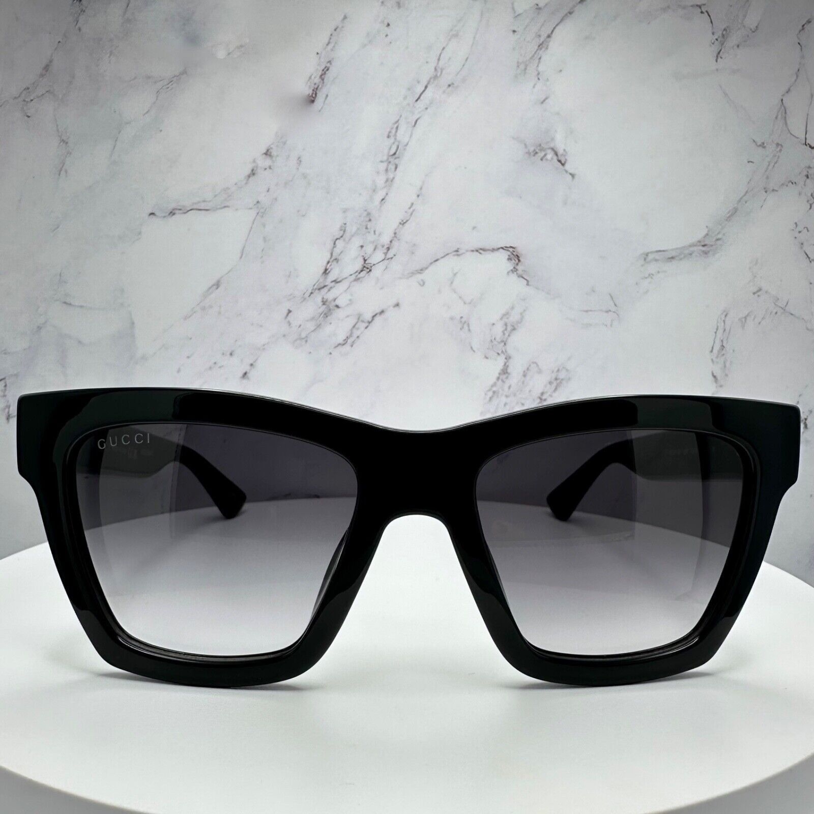 Gucci New GUCCI Sunglasses Black Gold Interlocking GG Logo Size ONE SIZE - 2 Thumbnail