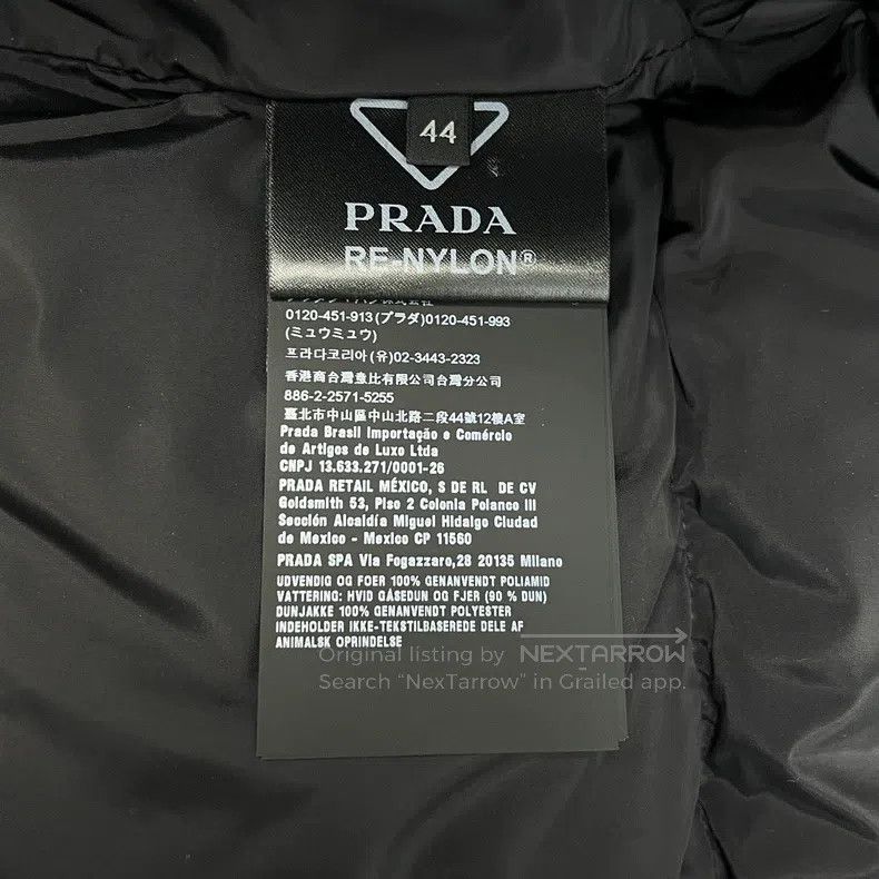 Prada Prada Black full logo metal triangle logo down coat Size US S / EU 44-46 / 1 - 7 Thumbnail