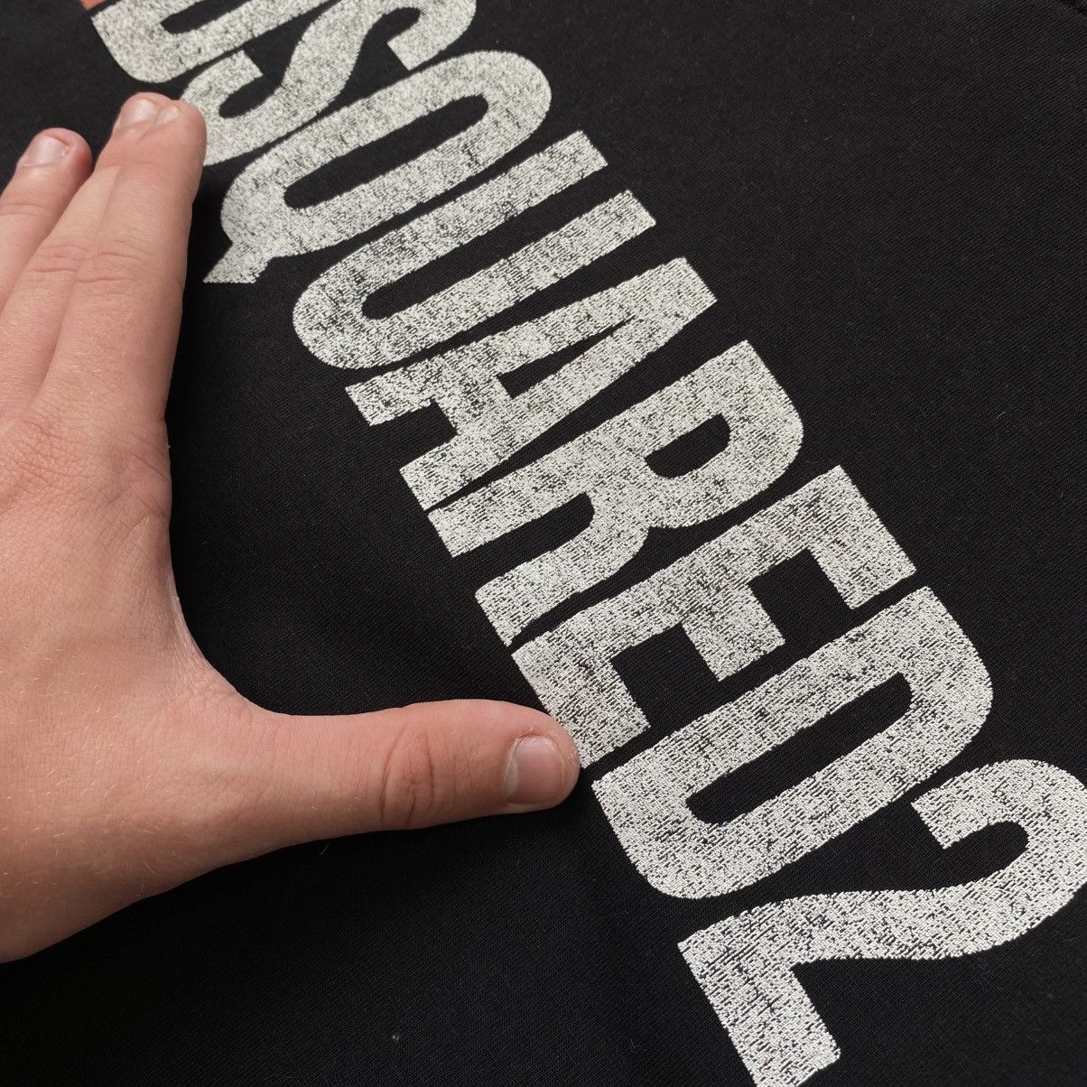 Dsquared2 Luxury Dsquared2 big logo designer y2k black tee Size US L / EU 52-54 / 3 - 5 Thumbnail