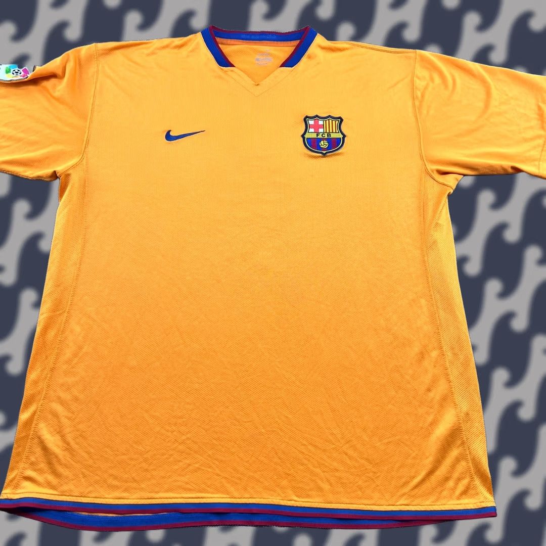 Nike VINTAGE Nike Barcelona 2006 2007 2008 Away Mens Football Jersey 2XL XXL Shirt Camiseta Orange Sports Nike Mens T-Shirt Size US XXL / EU 58 / 5 - 1 Thumbnail