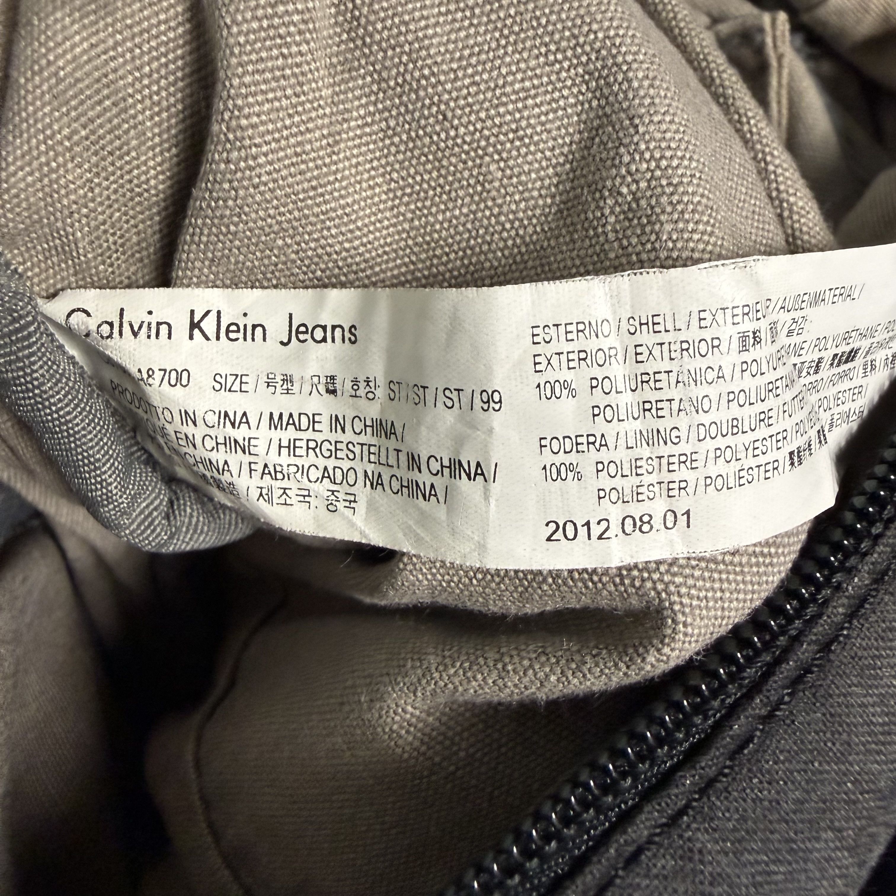 Calvin Klein 🔥RARE🔥Calvin Klein Jeans Faded Backpack Hook Closure Size ONE SIZE - 11 Thumbnail