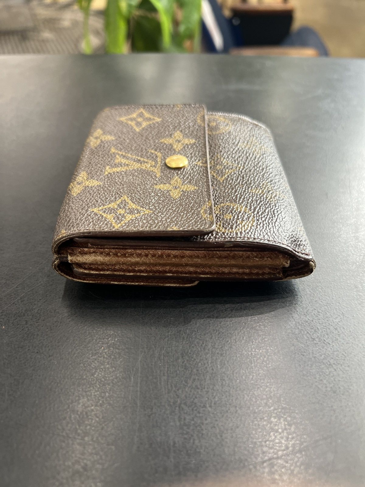 Louis Vuitton × Vintage Louis Vuitton Monogram Leather Button Fold Wallet Size ONE SIZE - 2 Thumbnail