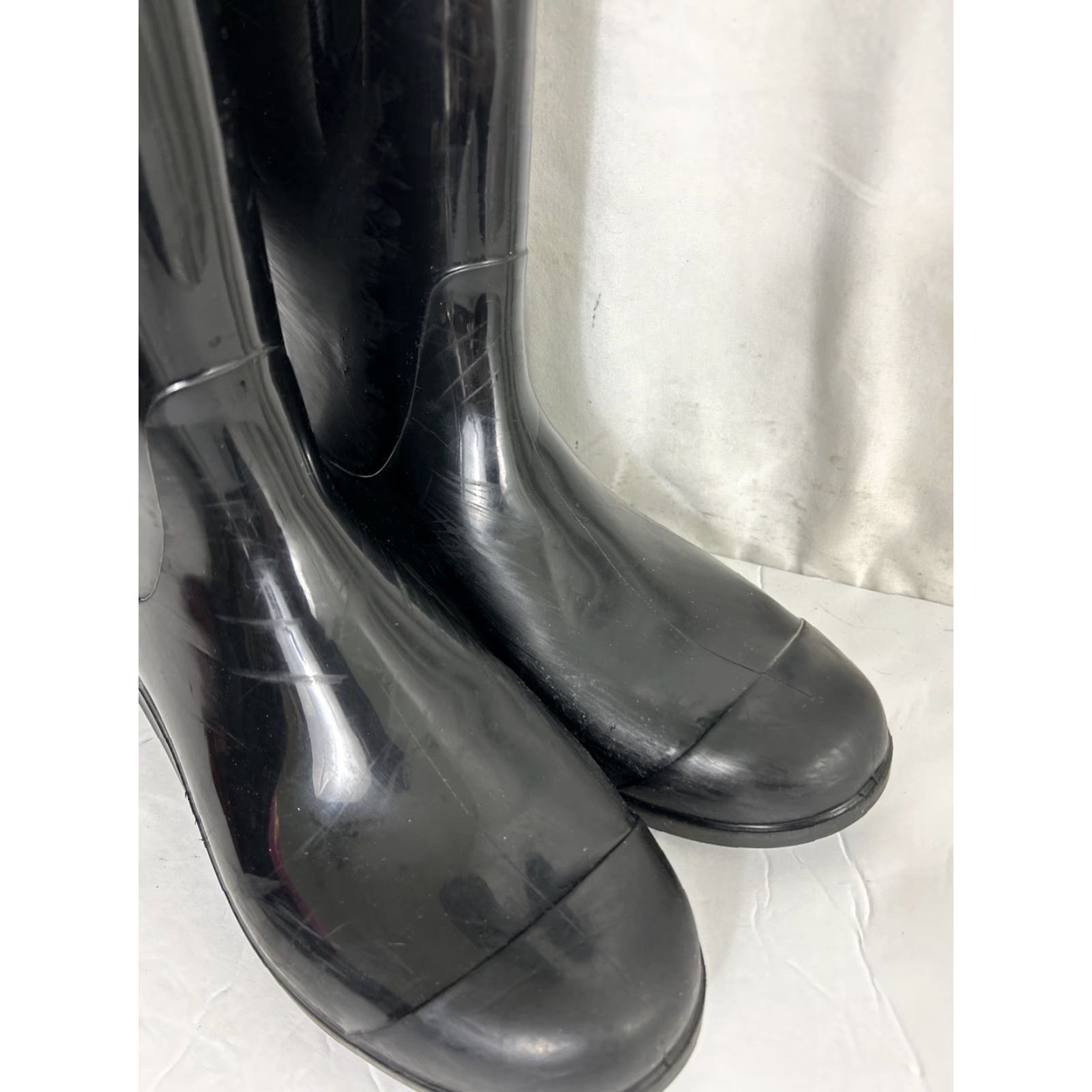 Ugg UGG Women Rain Boots Shaye Black Glossy Finish Waterproof 10 Size Rubber Size US 10 / IT 40 - 2 Thumbnail