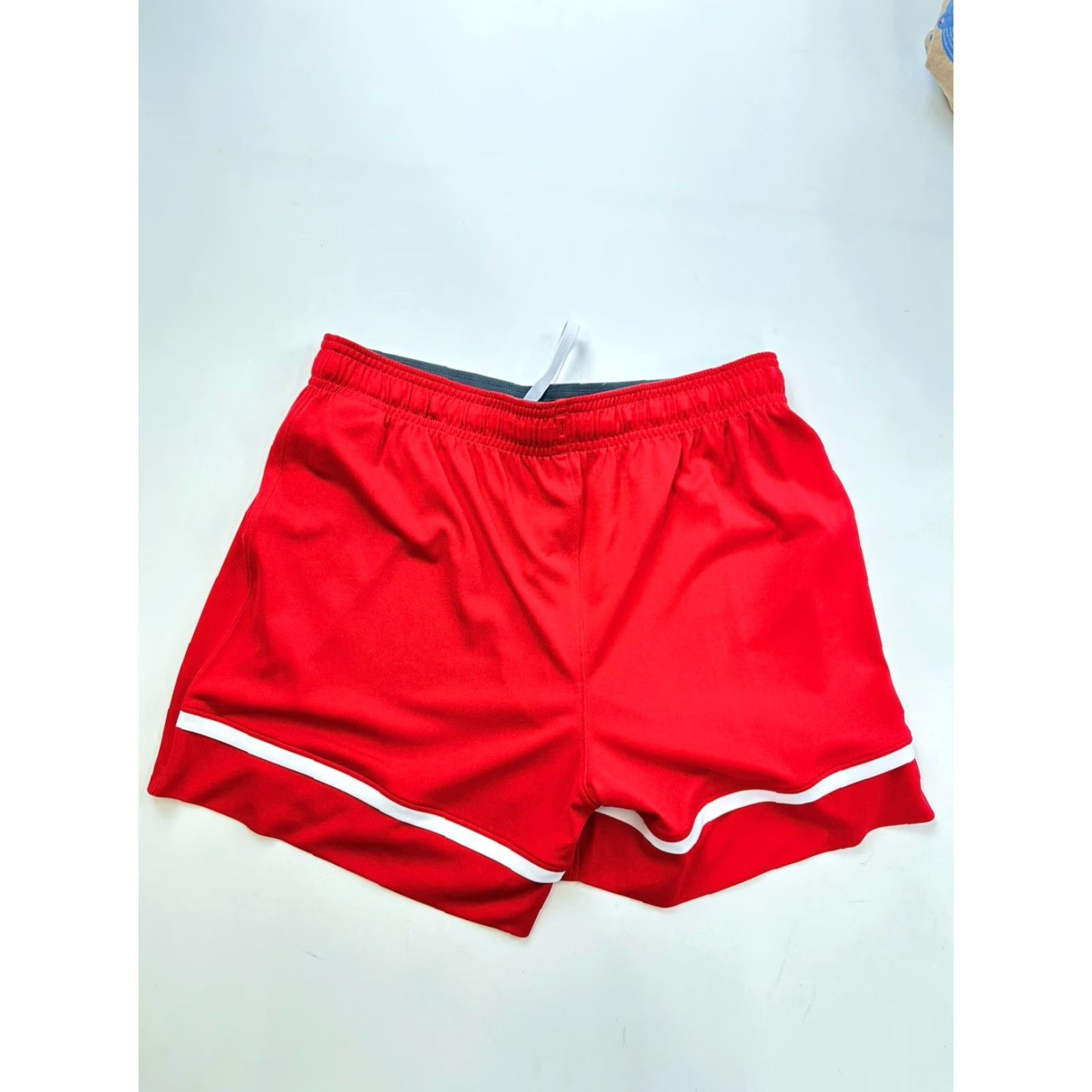 Under Armour Under Armour Shorts Women S Red HeatGear UA Squad Short Sample NWT Size 28" / US 6 / IT 42 - 2 Thumbnail