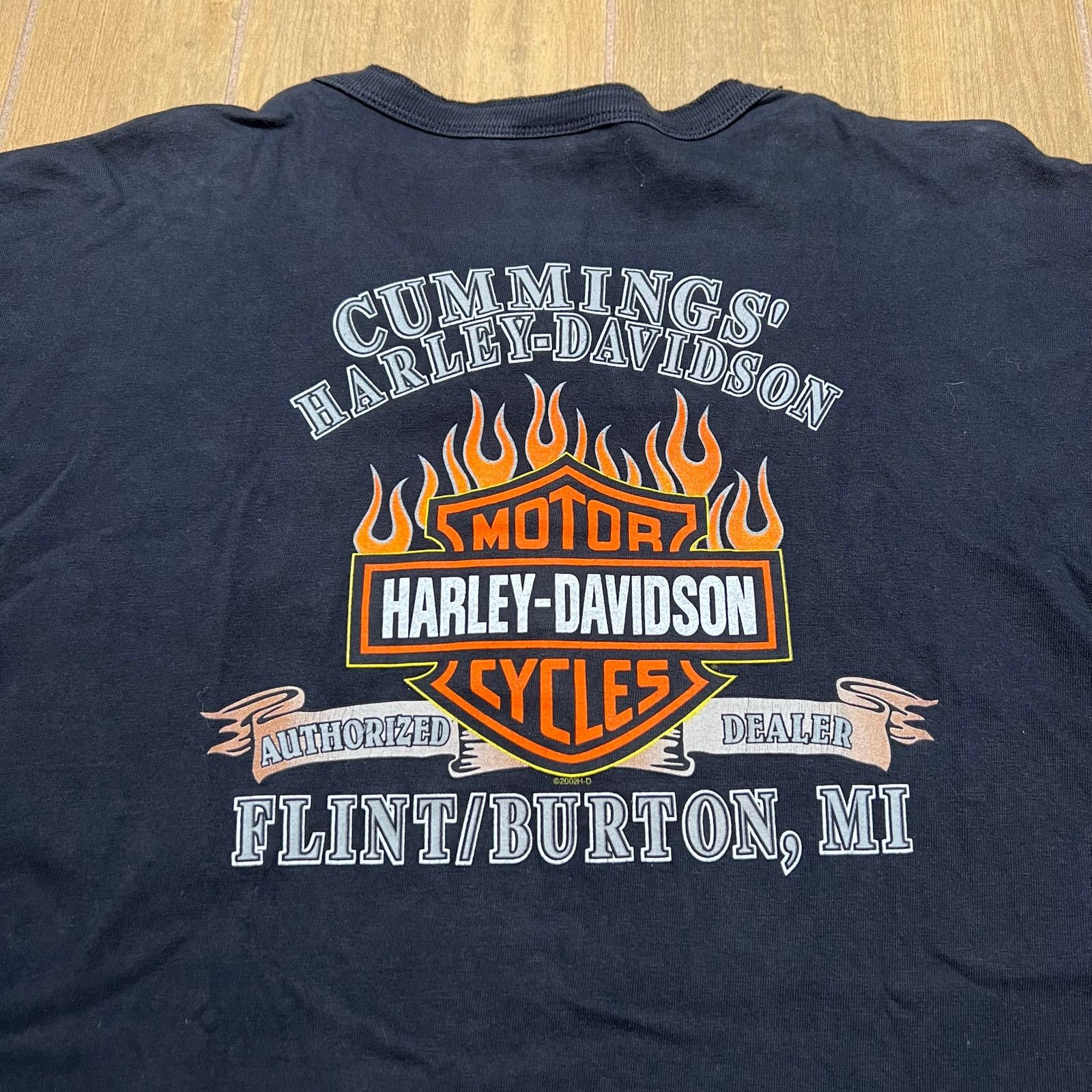 Harley Davidson Vintage Harley-Davidson T-shirt flame Flint/Burton, MI Sz XL Size US XL / EU 56 / 4 - 9 Thumbnail