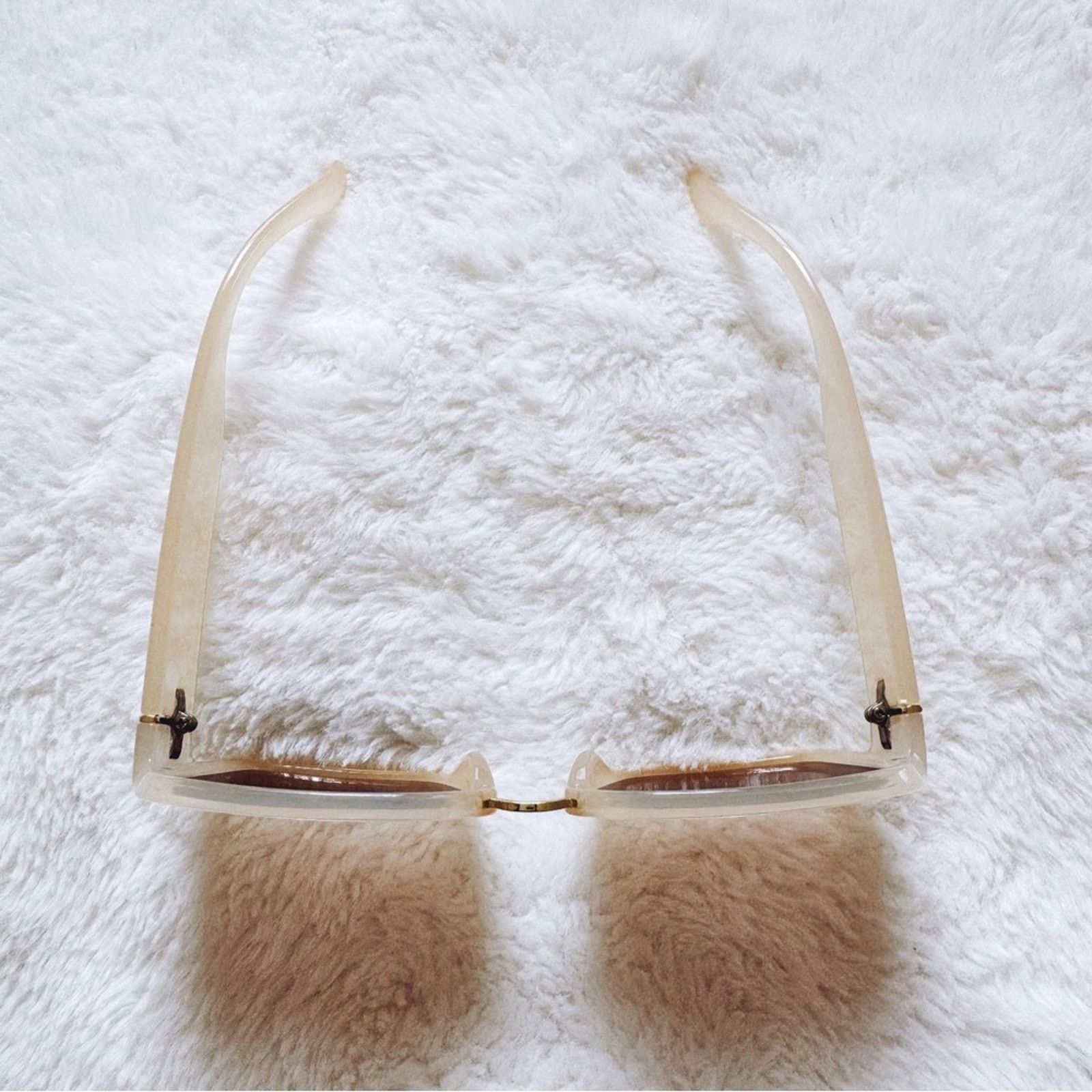 Other Layla Clear Beige Sleek Square Sunglasses Size ONE SIZE - 4 Thumbnail