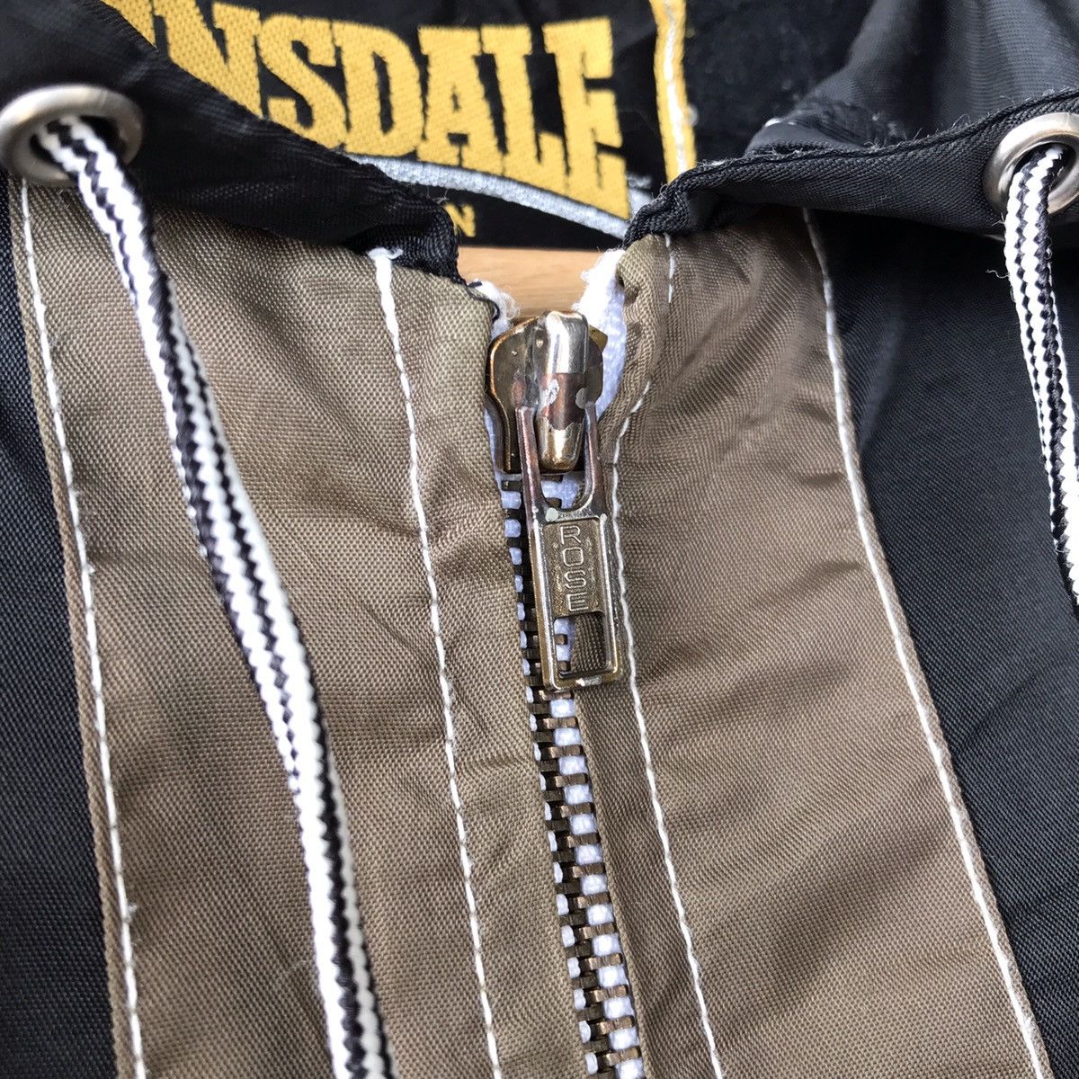 Lonsdale × Vintage Lonsdale London Vintage Zip-Up Hooded Windbreaker Size US L / EU 52-54 / 3 - 6 Thumbnail