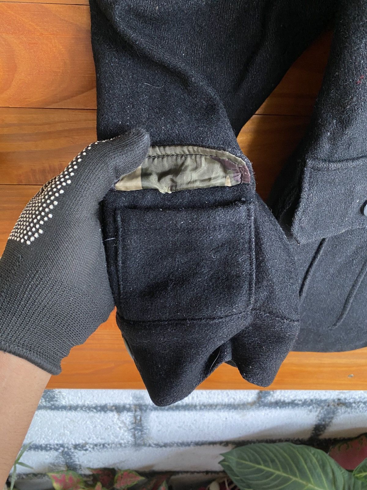 Japanese Brand Vintage Military-Style Black Wool Jacket with Camo Lining Size US M / EU 48-50 / 2 - 14 Thumbnail