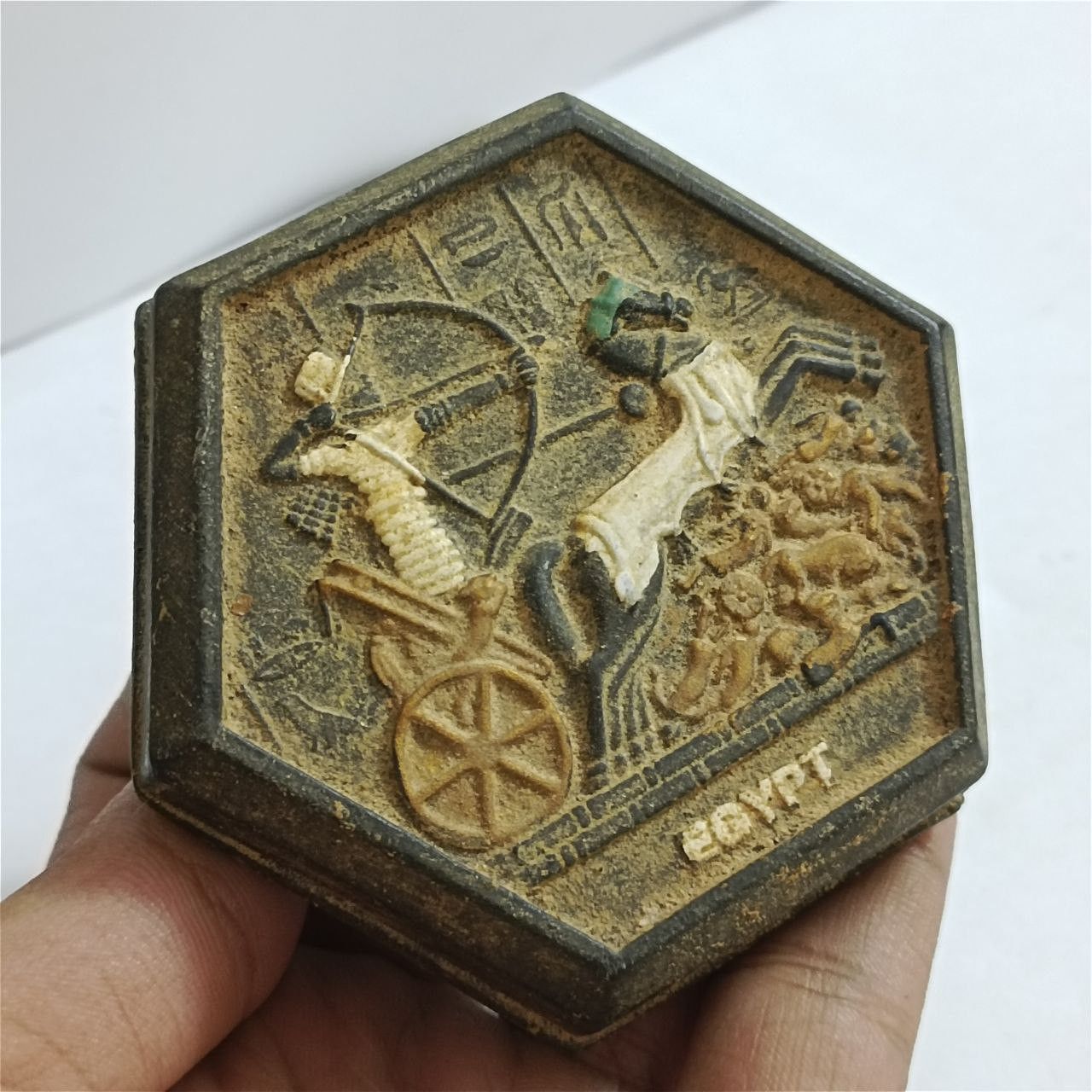 Handmade Handmade egyptian pharaonic box – antique chariot scene Size ONE SIZE - 3 Thumbnail