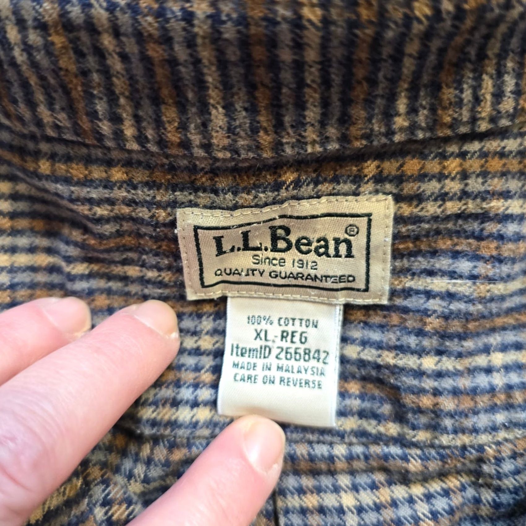Vintage VINTAGE LL Bean Shirt Men XL Brown Gray Plaid Flannel Long Sleeve Casual Outdoors Hiking Size XL / US 12-14 / IT 48-50 - 4 Thumbnail