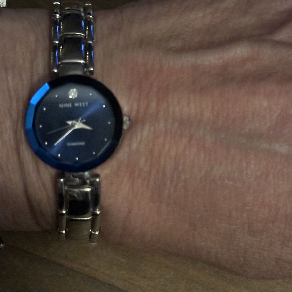 Nine West Nine West silver blue dial watch Size ONE SIZE - 3 Thumbnail