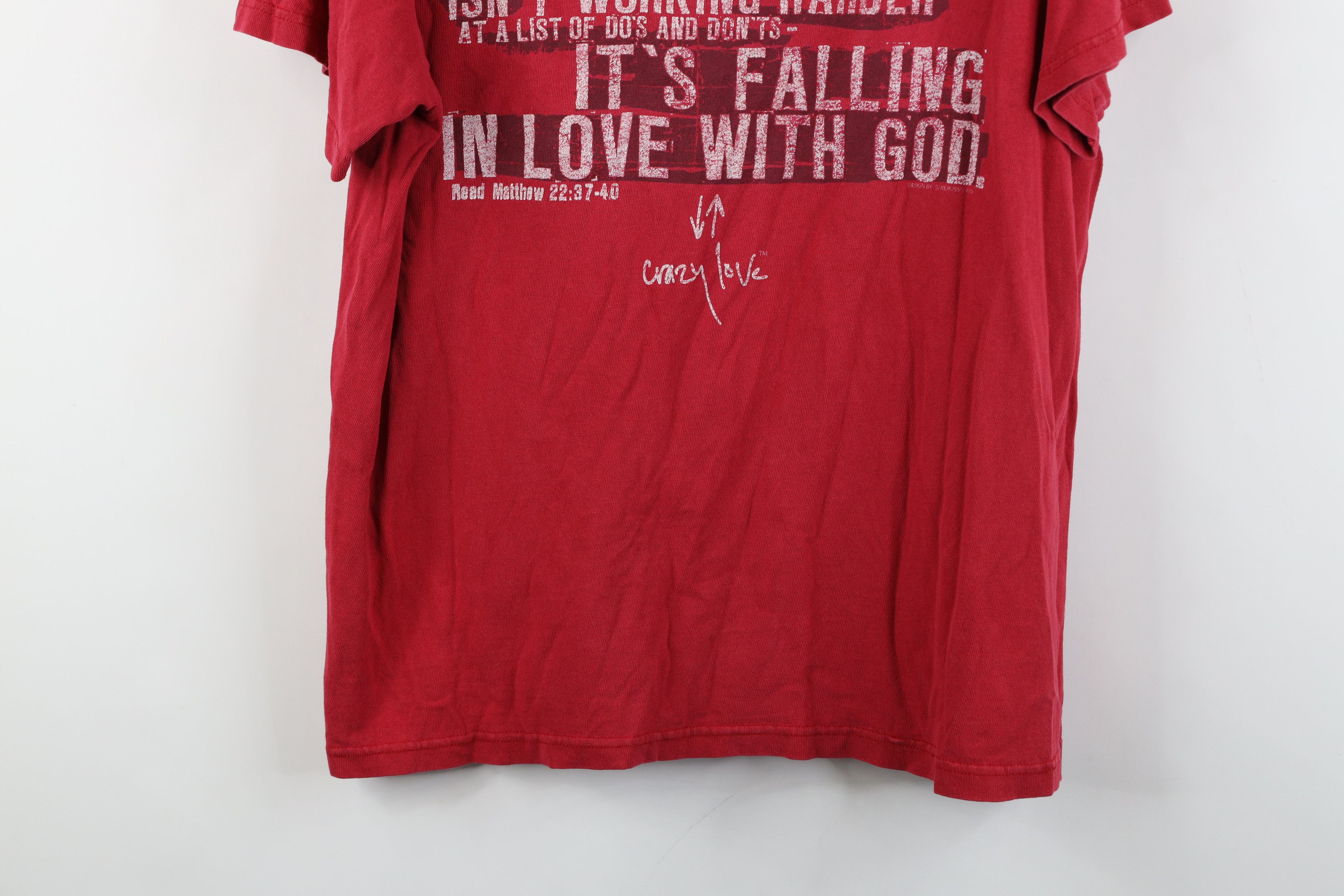 Vintage Vintage Y2K Streetwear God Is Love Christian T-Shirt Red Size US L / EU 52-54 / 3 - 15 Thumbnail