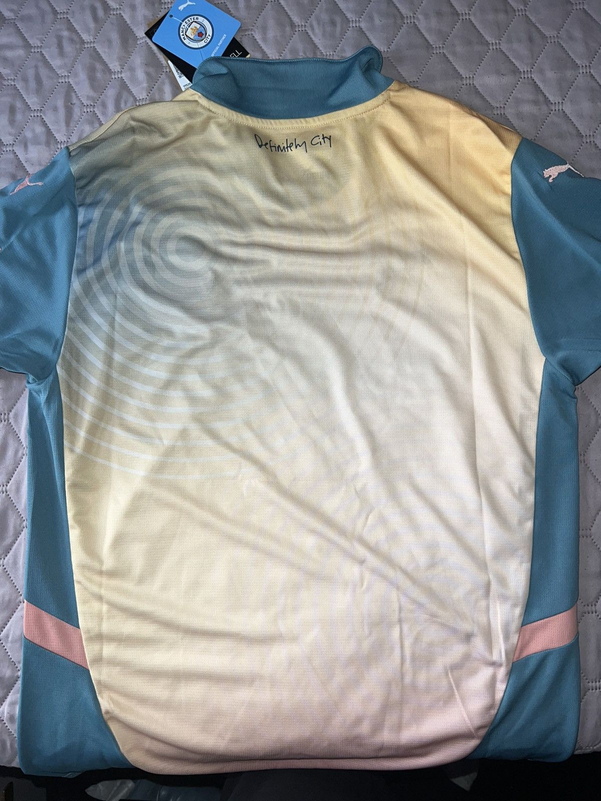 Puma Manchester City Jersey/Kit Size US M / EU 48-50 / 2 - 4 Thumbnail