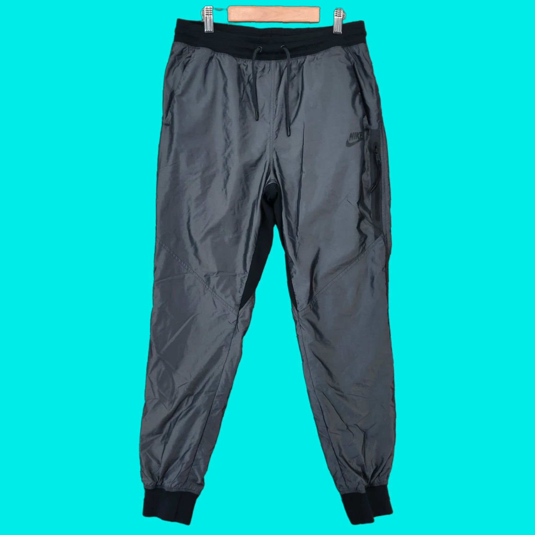 Nike Nike Pants Womens Size Small Gray Woven Joggers T2 Training Athletic 684923-211 Size 28" / US 6 / IT 42 - 1 Thumbnail