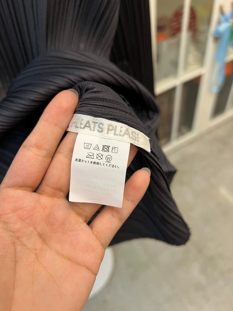 Issey Miyake issey miyake Black high neck and long sleeves 2506-Nextarro Size US L / EU 52-54 / 3 - 3 Thumbnail