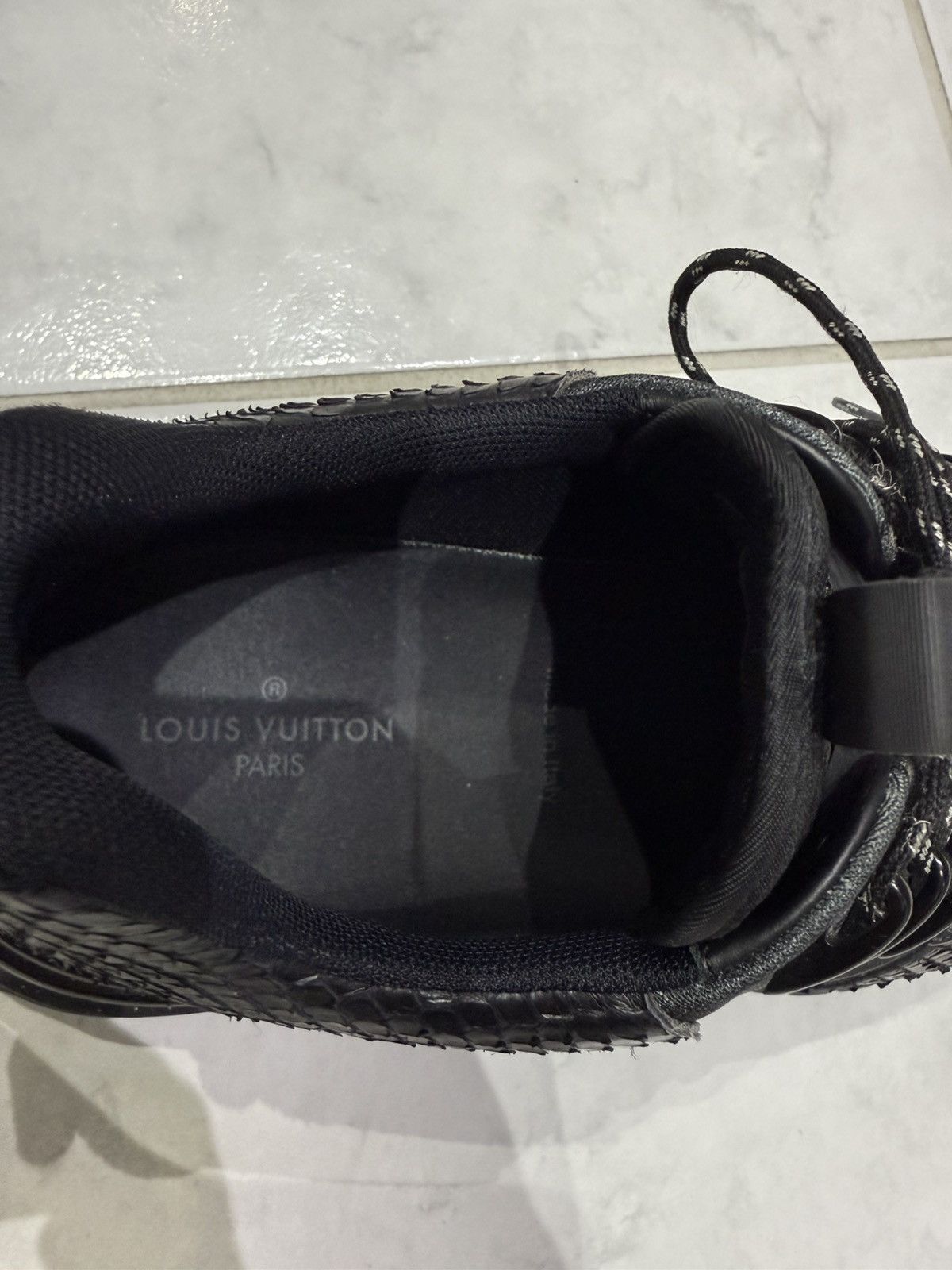 Louis Vuitton Louis Vuitton Pulse Runaway Sneakers 40 Size US 7 / EU 40 - 10 Thumbnail