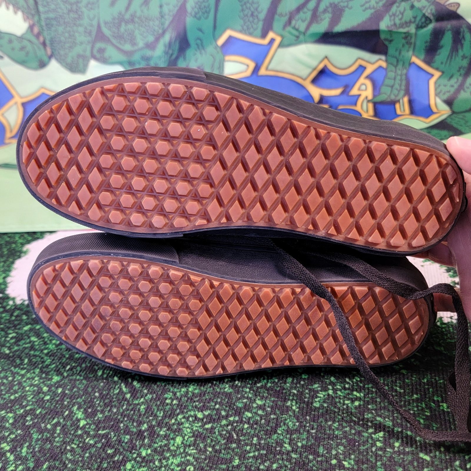 Vans Rare Vans Top Chef Chris Cosentino Sz 7M (S-8) Kitchen Ready Size US 7 / EU 40 - 9 Thumbnail