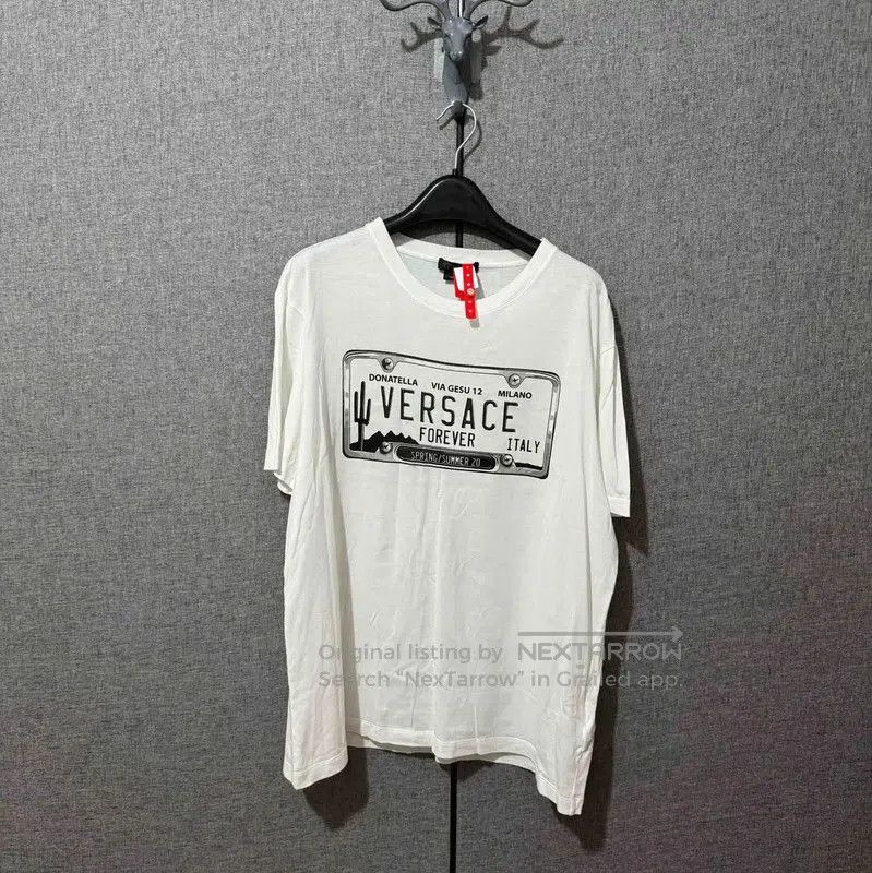 Versace Versace Logo Cotton T-Shirt for Men . Size US L / EU 52-54 / 3 - 1 Thumbnail