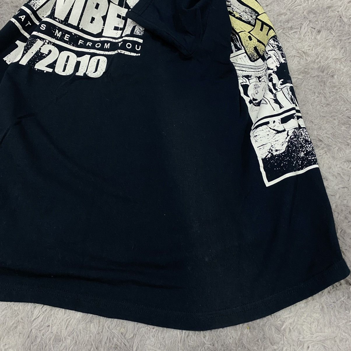 Band Tees × Gildan × Vintage Metalcore pop punk band a day to remember album Size US L / EU 52-54 / 3 - 6 Thumbnail