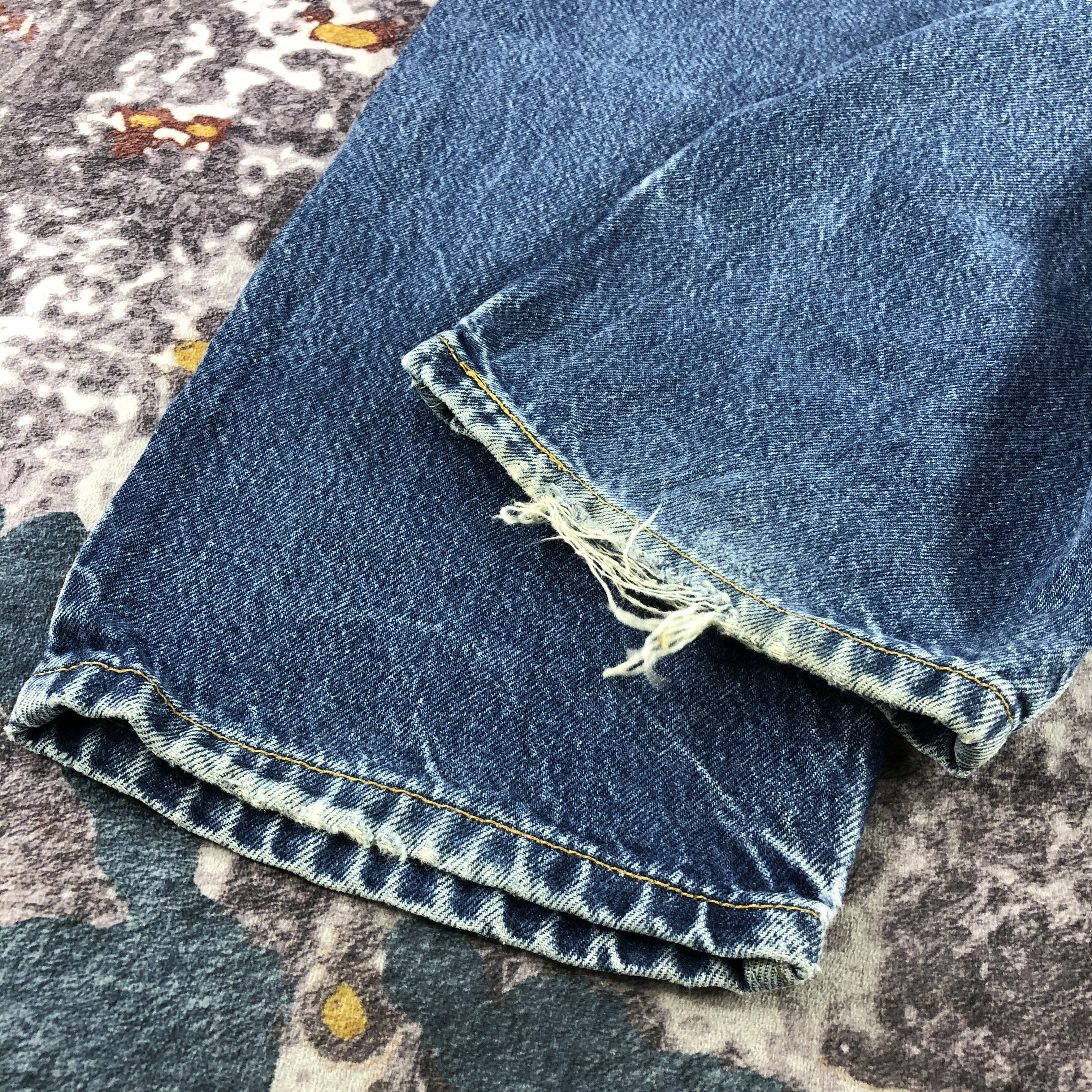 Levi's × Vintage Vintage Blue Wash Levis 550 Jeans-JM2977 Size US 35 - 4 Thumbnail