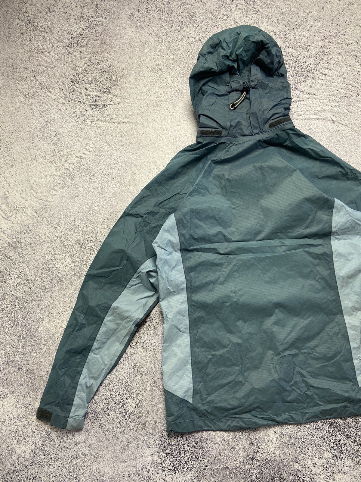 Berghaus Rare Berghaus Gore Tex Jacket Outdoor Rain Coat Gorpcore Size US S / EU 44-46 / 1 - 23 Thumbnail