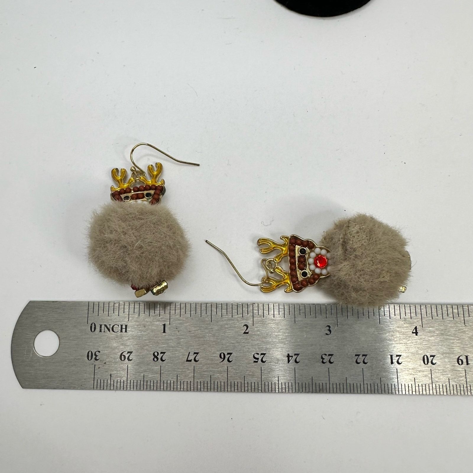 Unknown London Holiday Earrings Reindeer Pom Pom Dangle Drop Christmas Size ONE SIZE - 4 Thumbnail