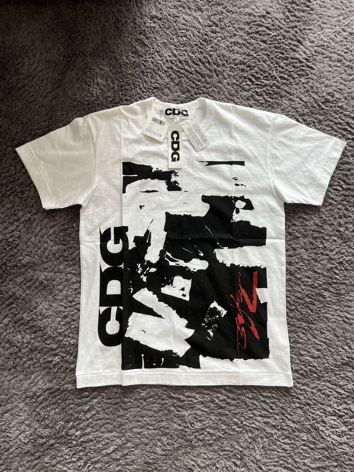 闇市　COMME des GARÇONS 　Futura2000　コラボTシャツ futura-cdg-1.jpg