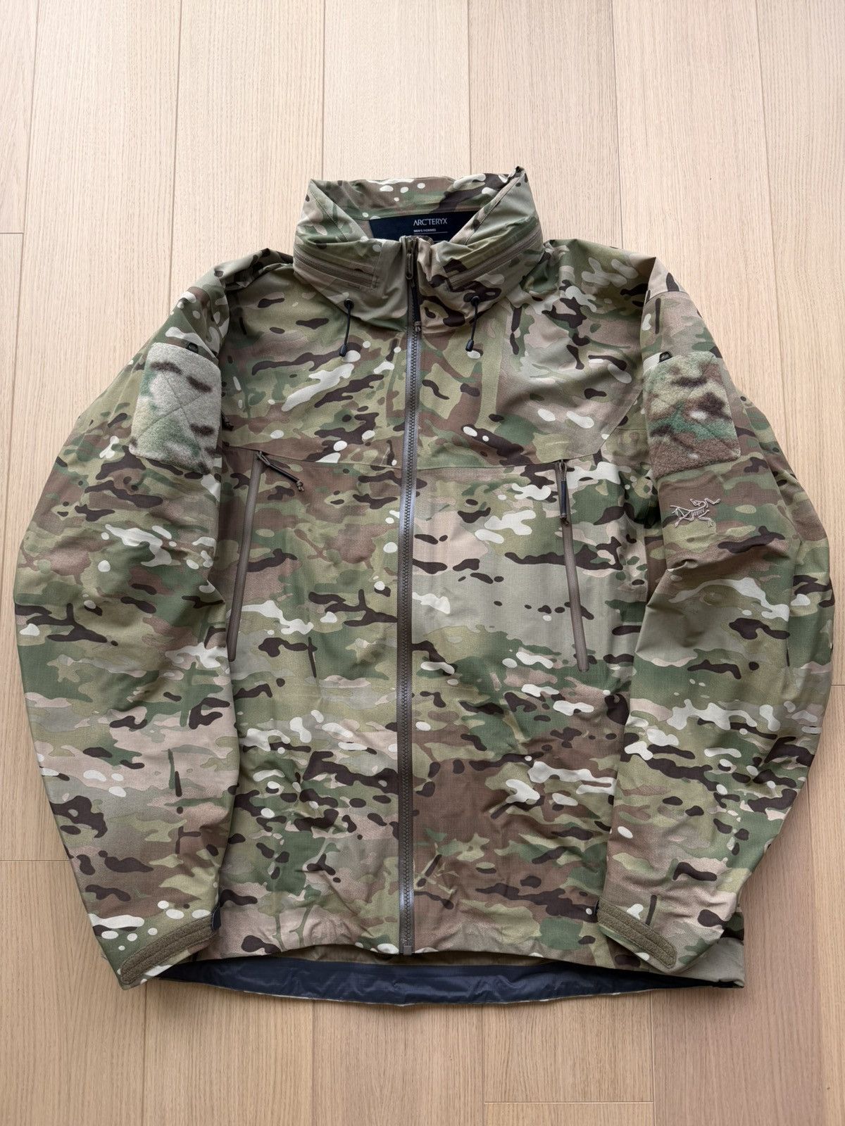Arc'teryx Arc’teryx LEAF Alpha Gen 2.1 Multicam XL Size US XL / EU 56 / 4 - 1 Thumbnail