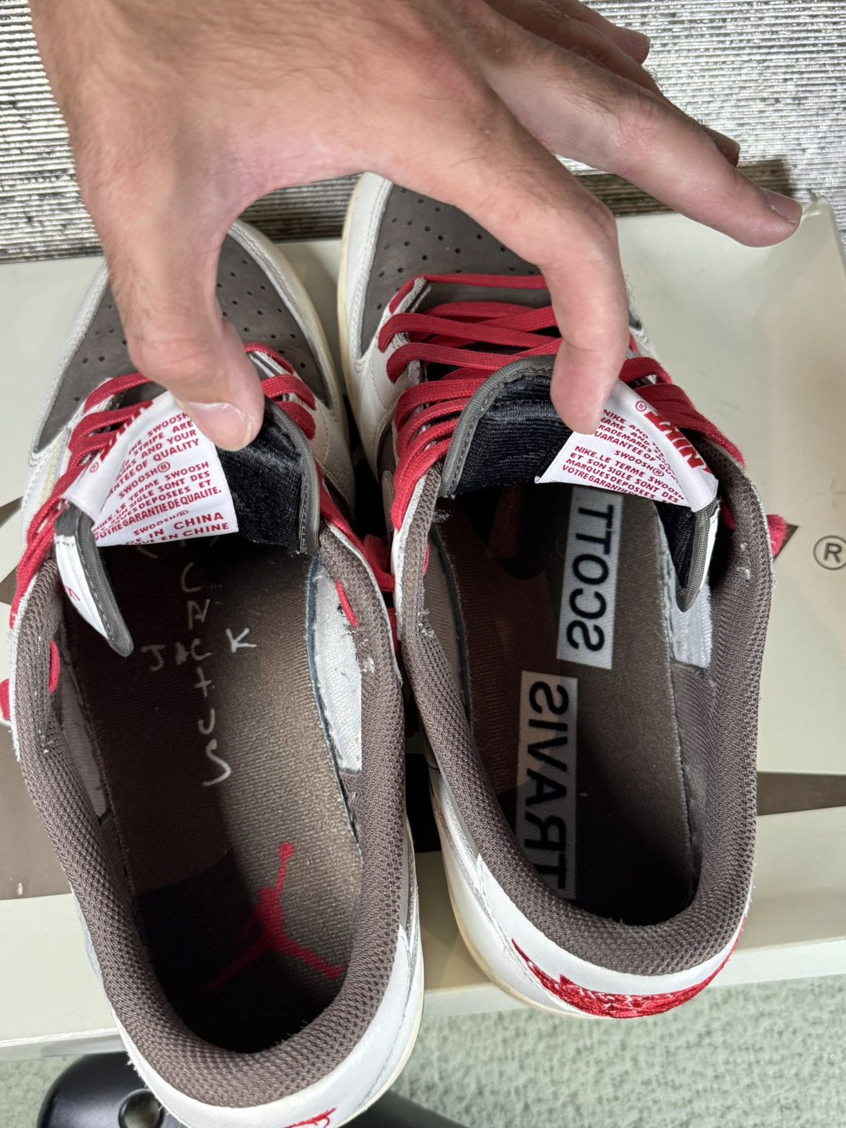 Jordan Brand × Travis Scott Travis Scott x Air Jordan 1 Retro Low OG ‘Reverse Mocha’ Size US 13 / EU 46 - 9 Thumbnail