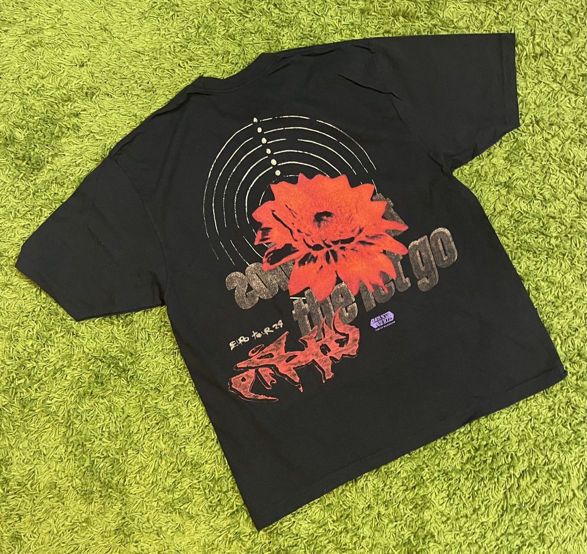 Travis Scott TRAVIS SCOTT CIRCUS MAXIMUS UTOPIA MERCH WHITE SHIRT SIZE L Size US L / EU 52-54 / 3 - 2 Thumbnail