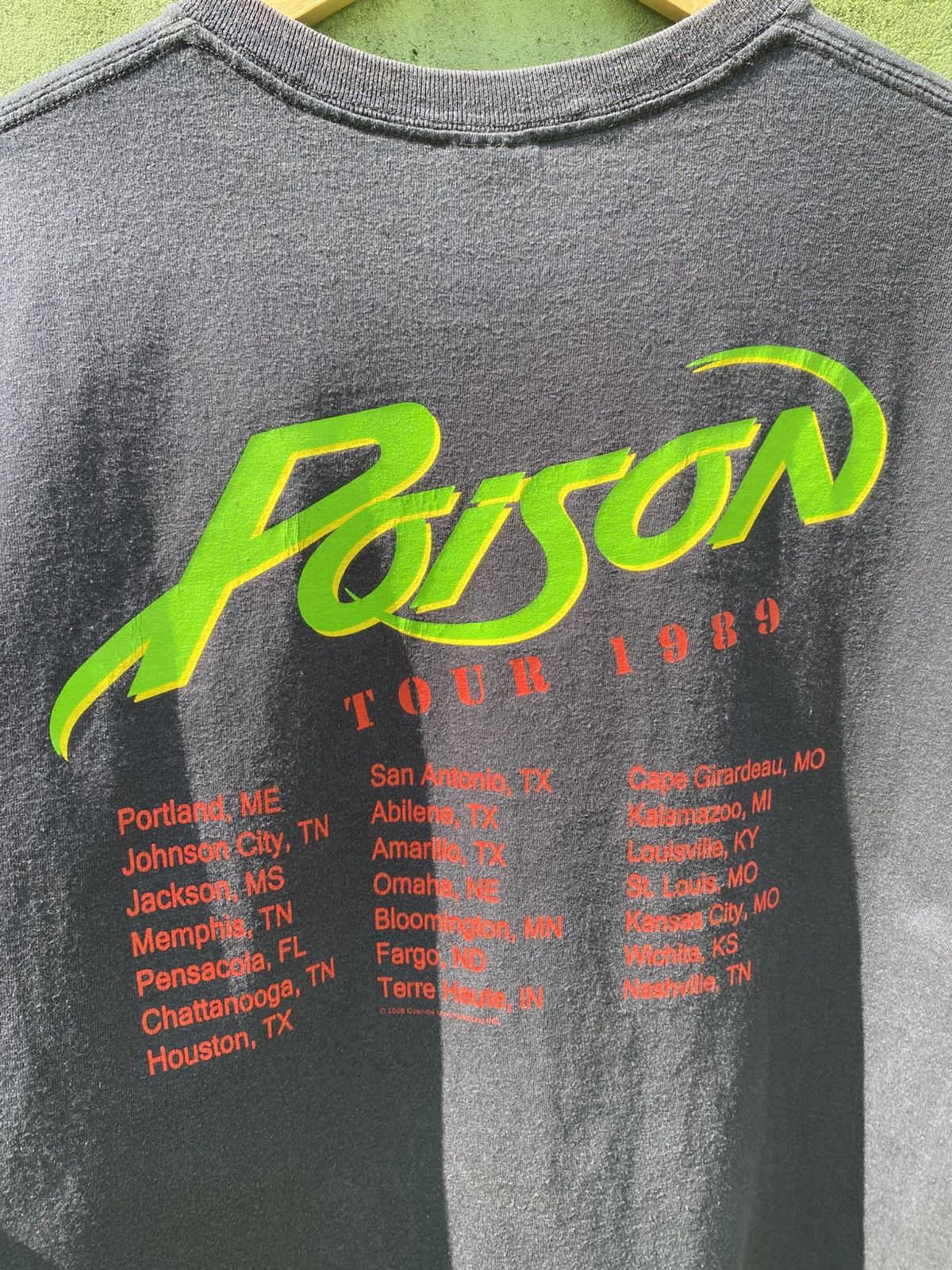 Band Tees VINTAGE 00’s POISON BAND TEES OPEN UP AND SAY AHH TOUR 1989 Size US XL / EU 56 / 4 - 18 Thumbnail