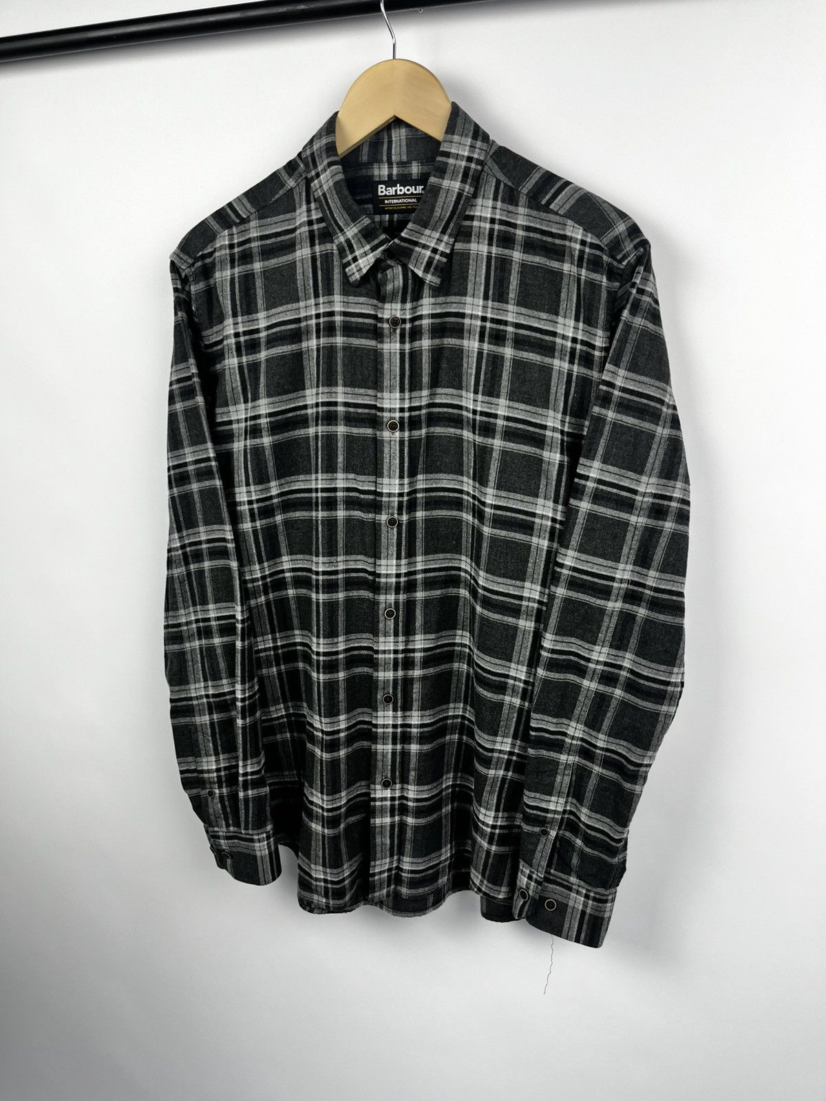 Barbour Barbour international button shirt size m Size US M / EU 48-50 / 2 - 1 Thumbnail