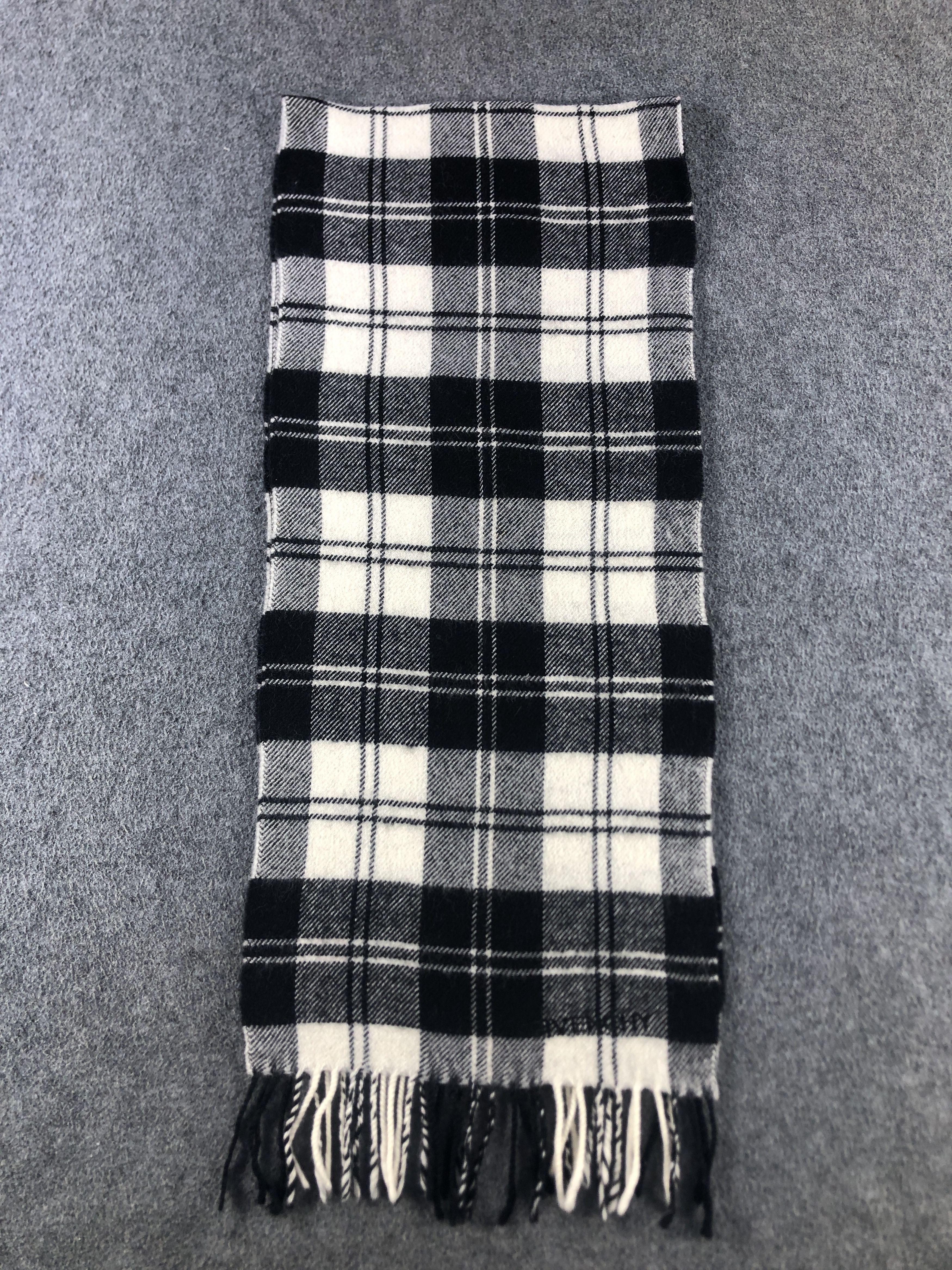 Givenchy Givenchy Wool Scarf / Muffler / Neckwear P873 Size ONE SIZE - 2 Thumbnail