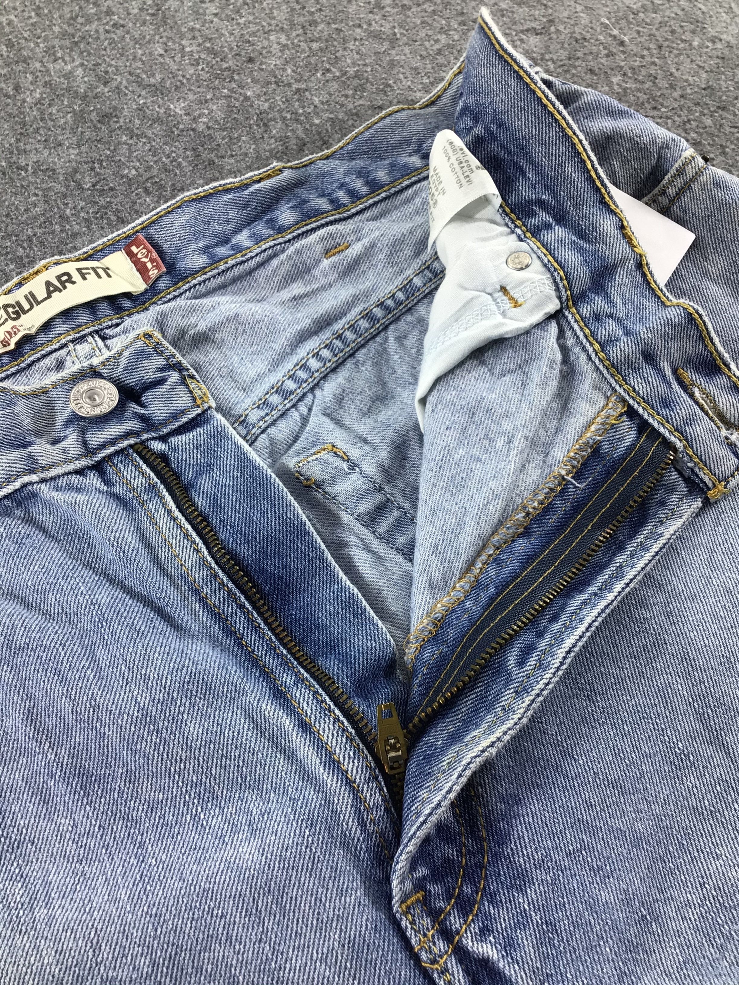 Levi's Vintage Levis 505 Jeans Medium Wash Denim -J554 Size US 37 - 8 Thumbnail