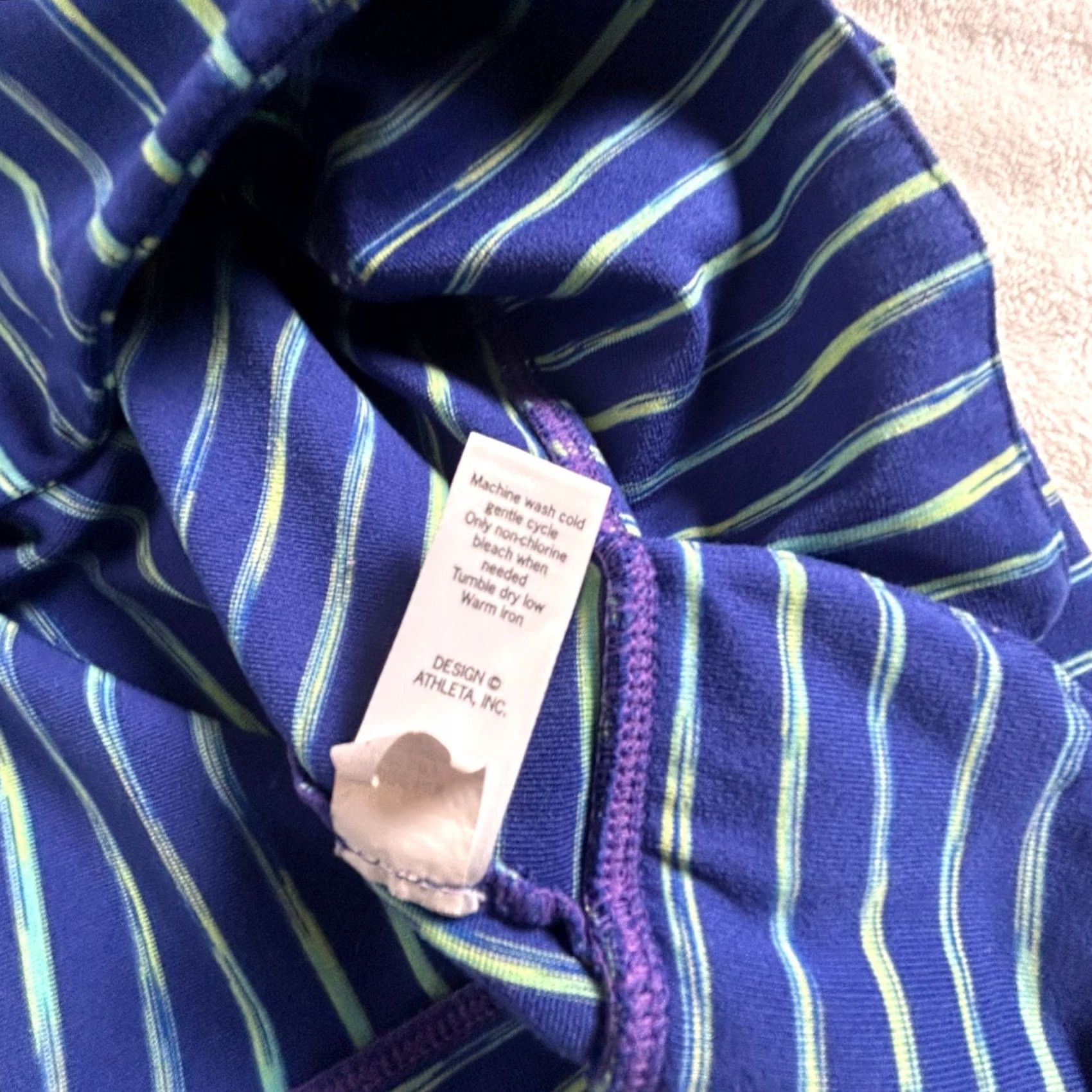 Athleta Athleta Shirt Womens Medium Blue Green Striped Scoop Neck Long Sleeve Stretch Athletic Tops Size M / US 6-8 / IT 42-44 - 5 Thumbnail