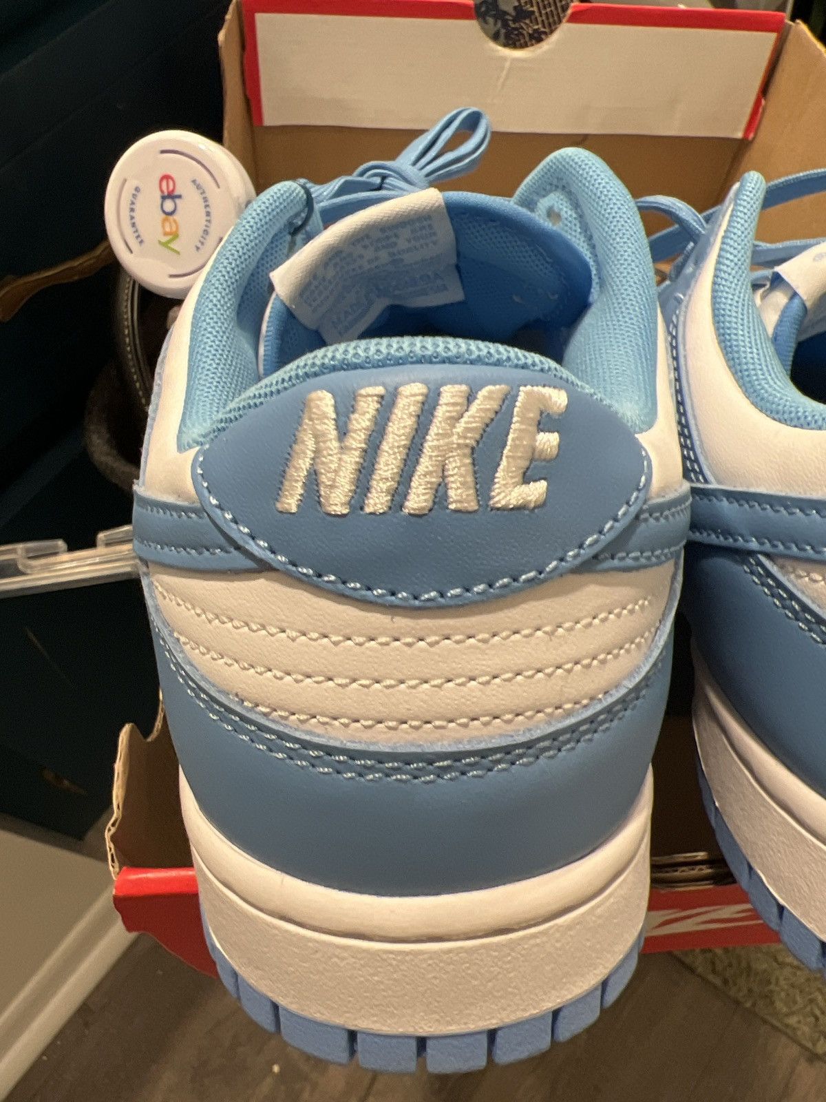 Nike Nike Dunk Low UNC Size US 10.5 / EU 43-44 - 11 Thumbnail