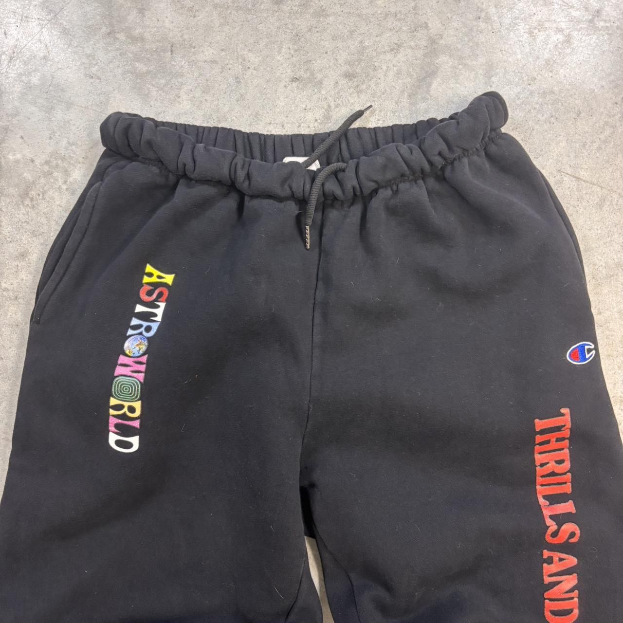 Other Travis Scott Astro world x champion sweatpants graphic Size US 28 / EU 44 - 2 Thumbnail