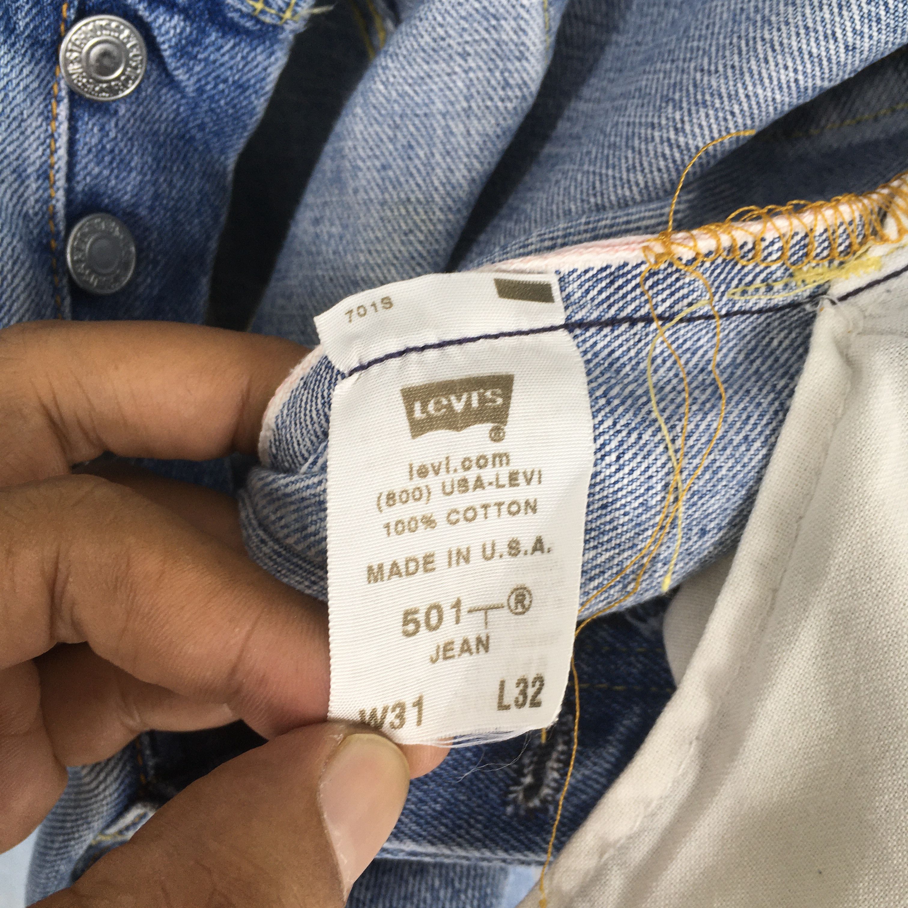 Levi's Size 28x31 Vintage Y2K Levi's 501 Straight Cut Jeans S398 Size US 28 / EU 44 - 12 Thumbnail