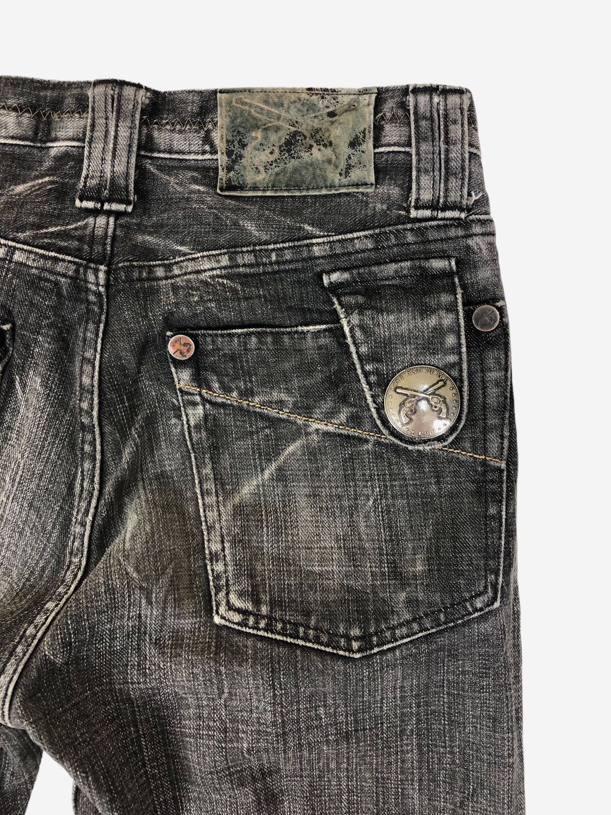 Japanese Brand Roar Guns Crosss Sword Black Denim Jeans Size US 30 / EU 46 - 11 Thumbnail