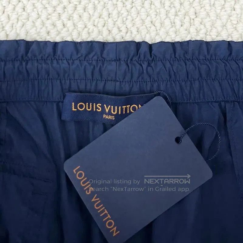 Louis Vuitton Louis Vuitton Navy Nylon Logo Casual Pants . Size US 32 / EU 48 - 3 Thumbnail