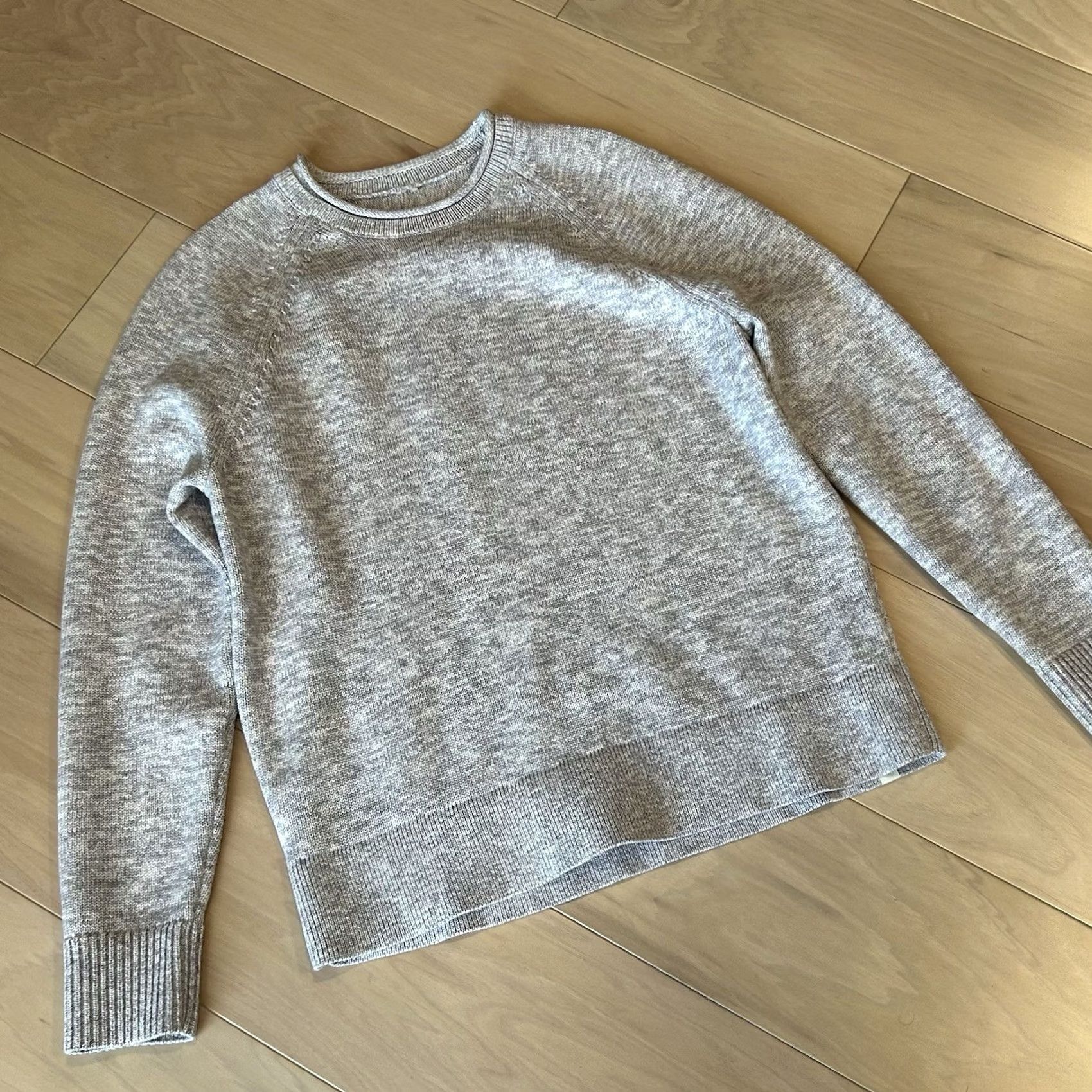Lululemon VINTAGE Lululemon Boxy Cotton-Blend Sweater Women’s M Blue Logo Knit Long Sleeve Pullover All Seasons Casual/Athleisure Womens Size M / US 6-8 / IT 42-44 - 2 Thumbnail