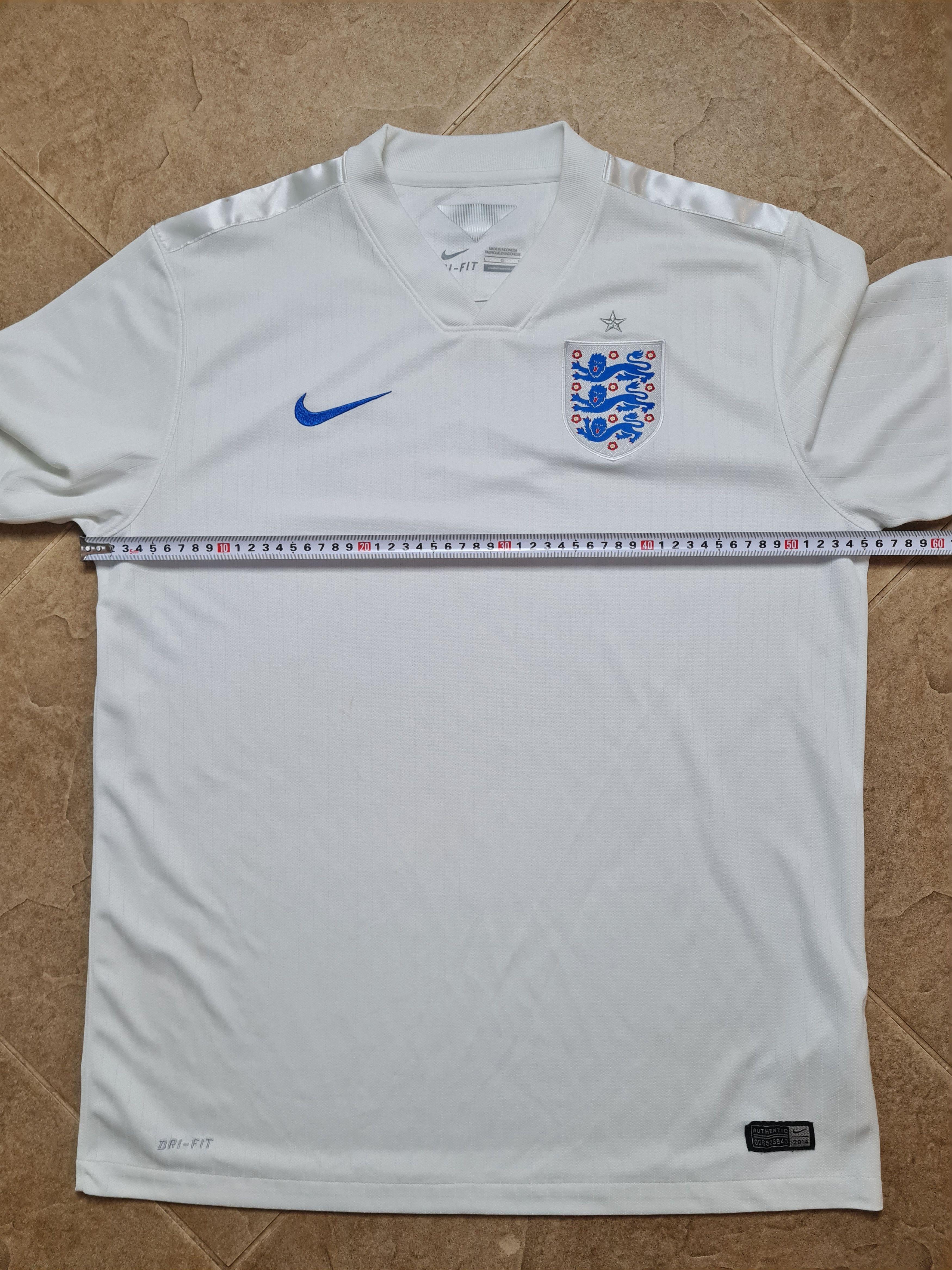 Nike Shirt England Home football jersey 2014/2016 Nike 588101-105 Size US L / EU 52-54 / 3 - 7 Thumbnail