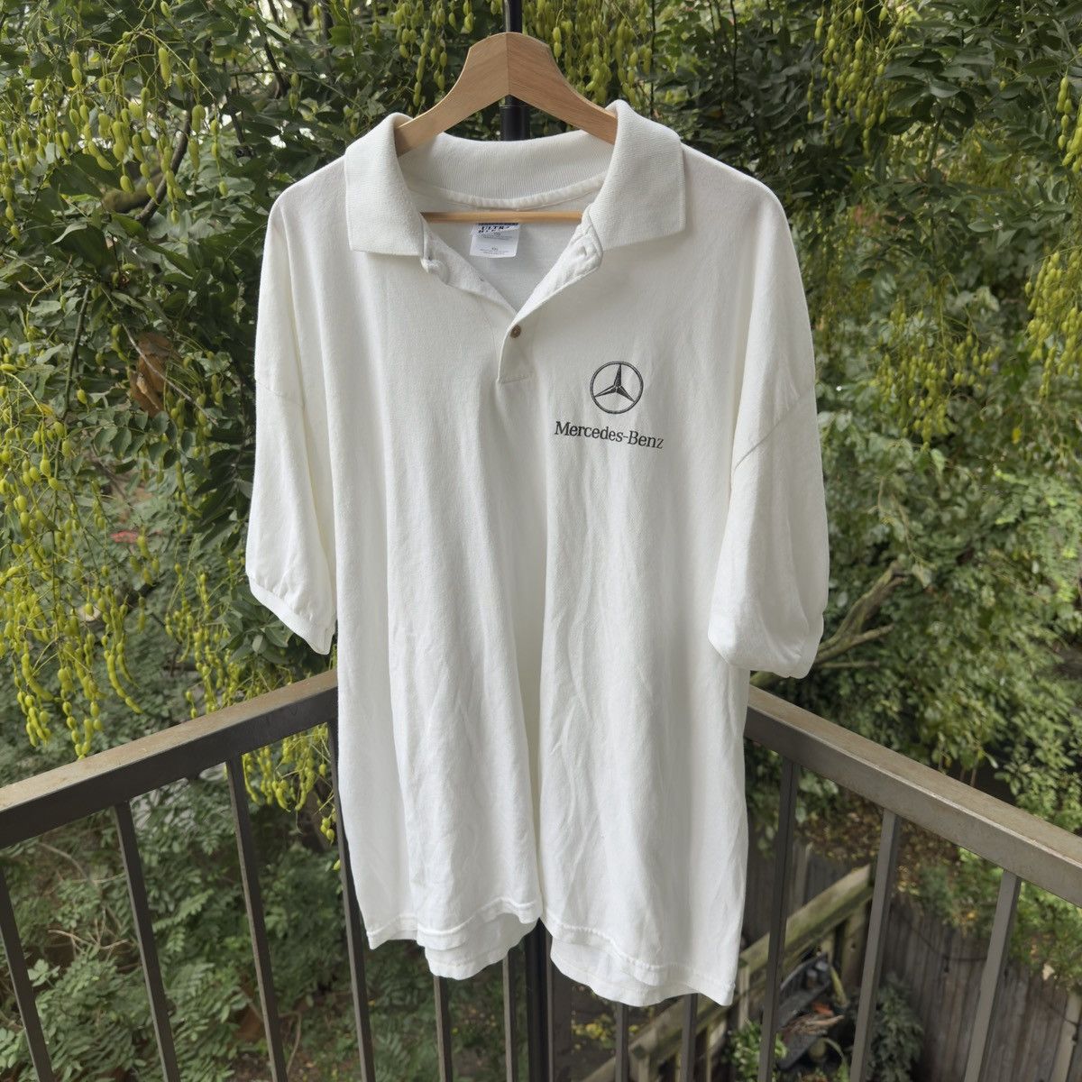 Vintage Vintage Mercedes Benz Polo Shirt ERD Grunge Chrome Size US XXL / EU 58 / 5 - 1 Thumbnail