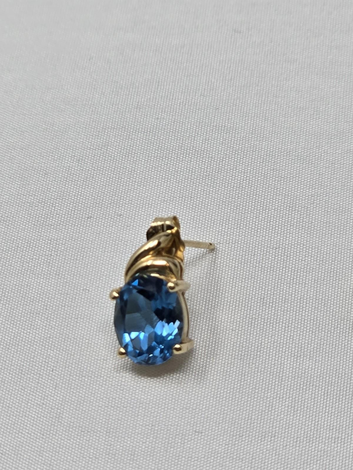 The Unbranded Brand 14K Gold Blue Topaz & Diamond Pendant Earring Set 5.5g Size ONE SIZE - 3 Thumbnail